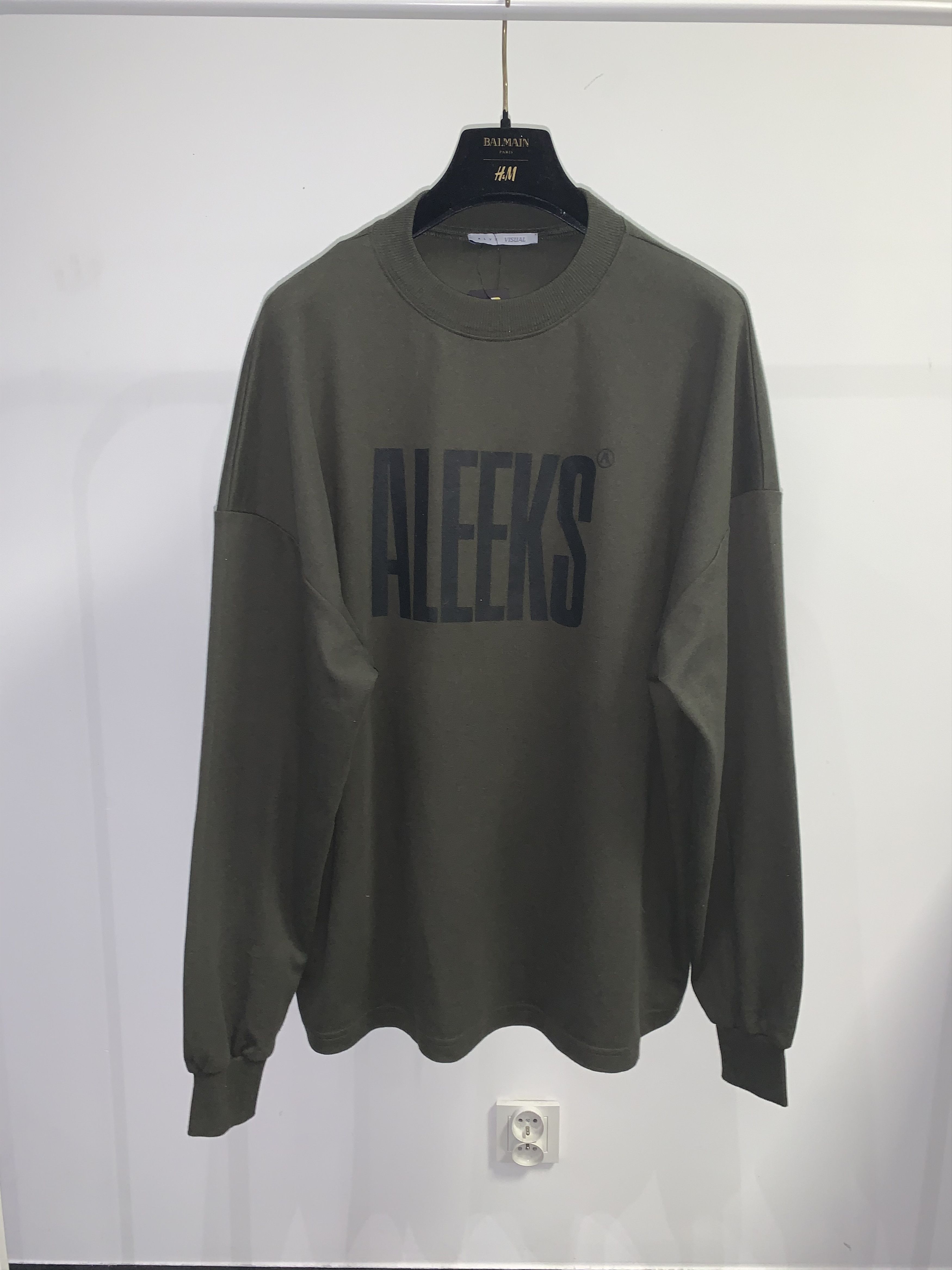 Alyx × Visual DS! Alyx X Visual "Aleeks" Logo Khaki Sweatshirt Size US L / EU 52-54 / 3 - 3 Thumbnail
