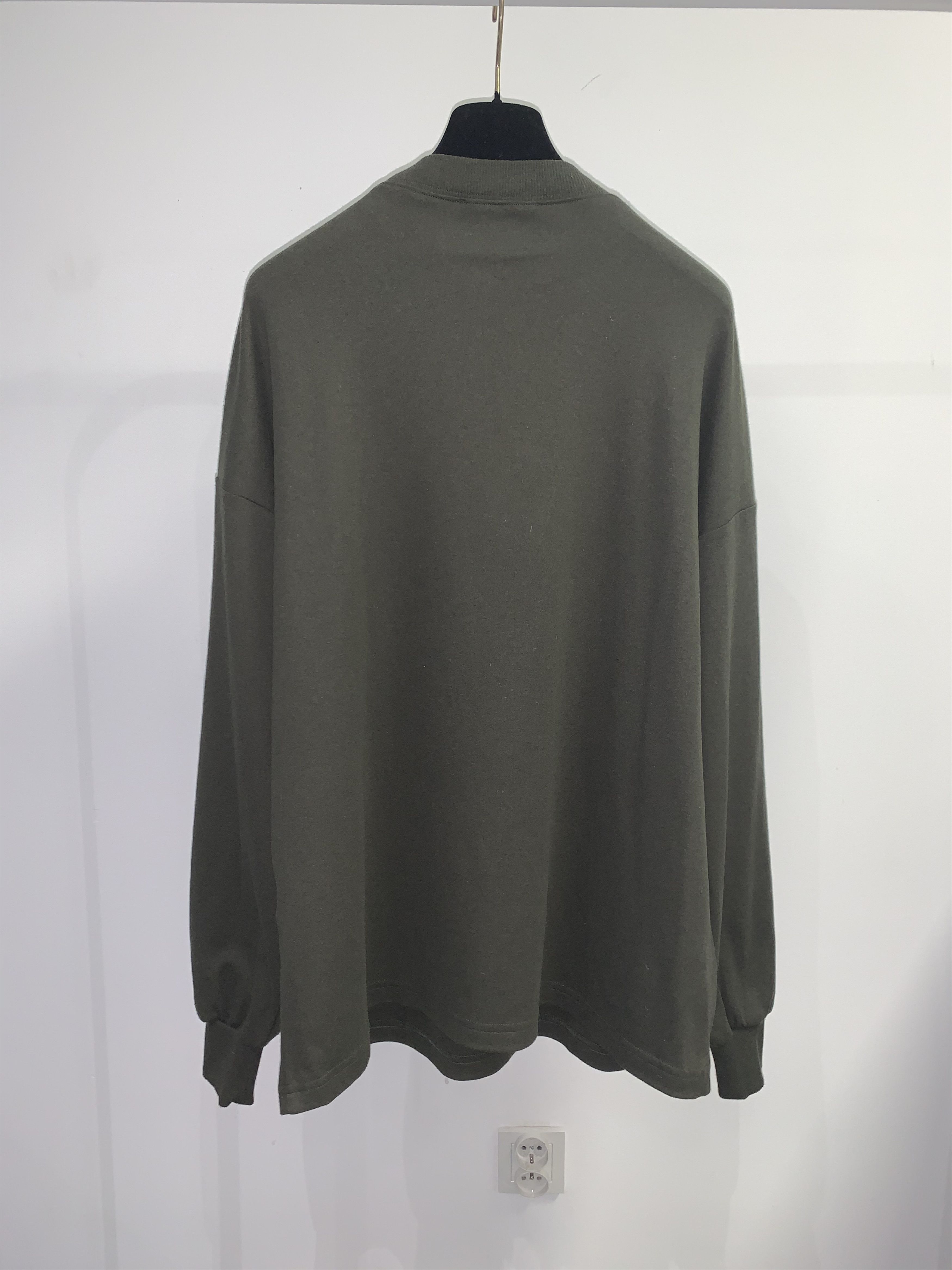 Alyx × Visual DS! Alyx X Visual "Aleeks" Logo Khaki Sweatshirt Size US L / EU 52-54 / 3 - 6 Thumbnail