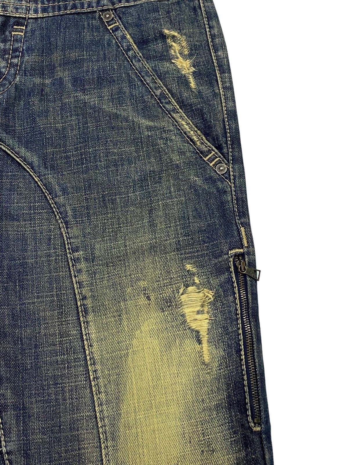 Neil Barrett Neil Barrett Ripped Distressed Denim Jeans Size US 32 / EU 48 - 18 Thumbnail