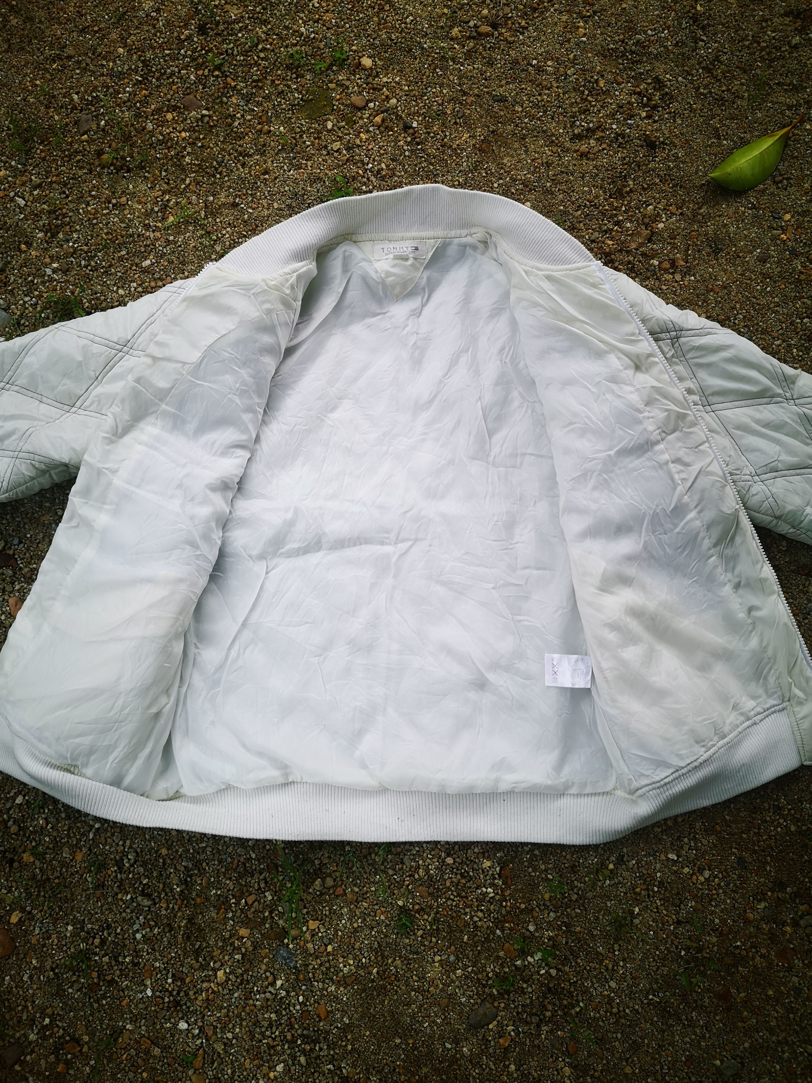 Tommy Hilfiger Vintage Tommy Quilted Zipper Jacket Size US XL / EU 56 / 4 - 8 Thumbnail