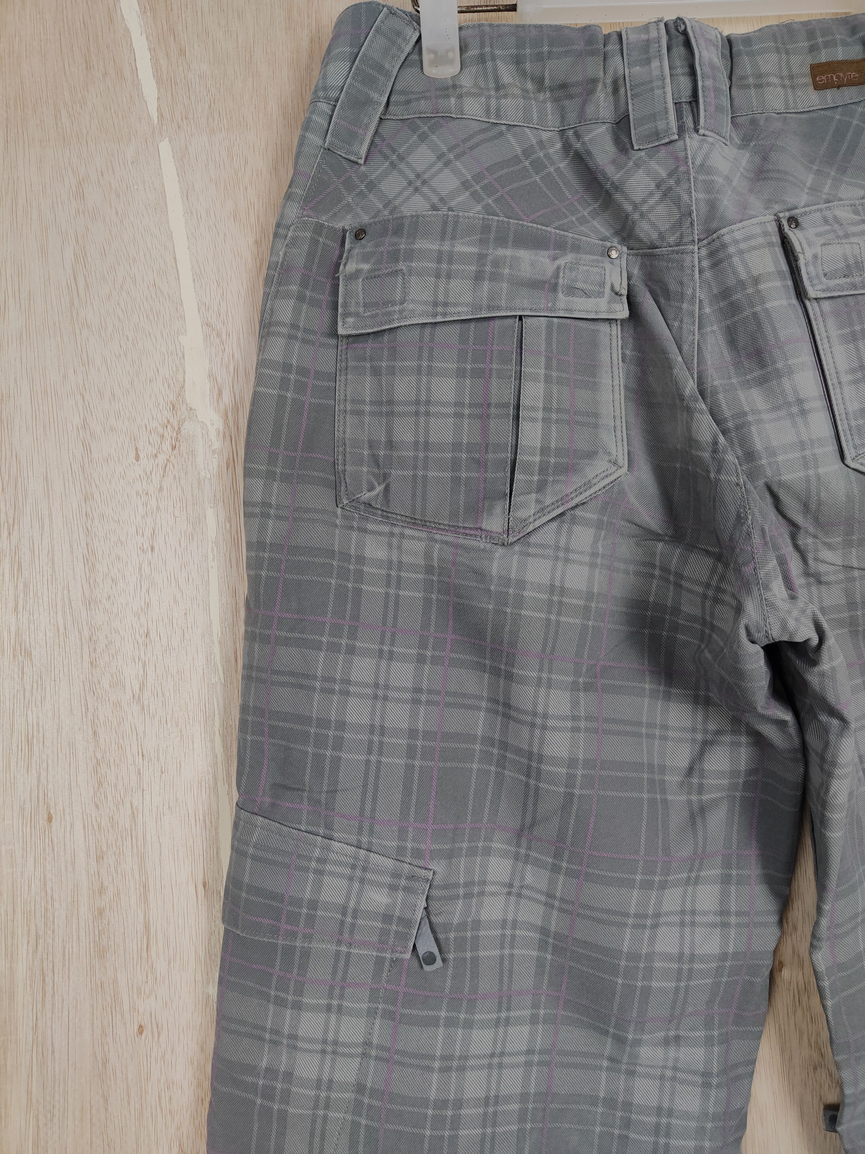 Empyre Empyre Gray checkered ski winter sportwear Cargo Pant #S321 Size US 30 / EU 46 - 11 Thumbnail