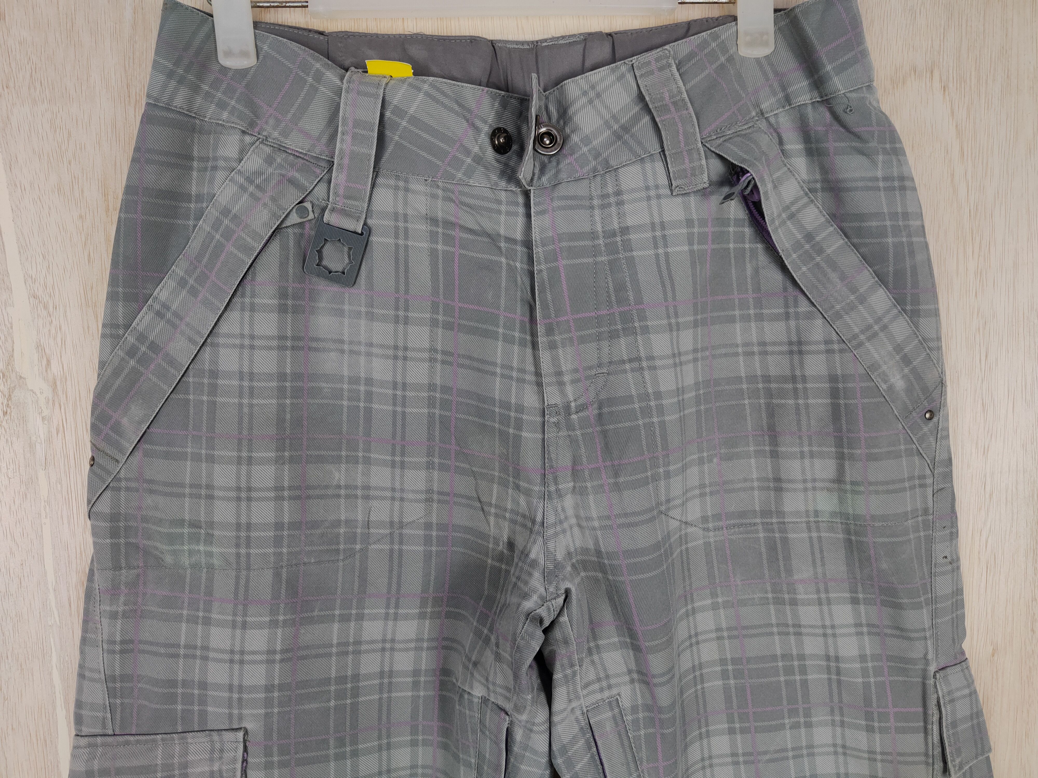 Empyre Empyre Gray checkered ski winter sportwear Cargo Pant #S321 Size US 30 / EU 46 - 3 Thumbnail