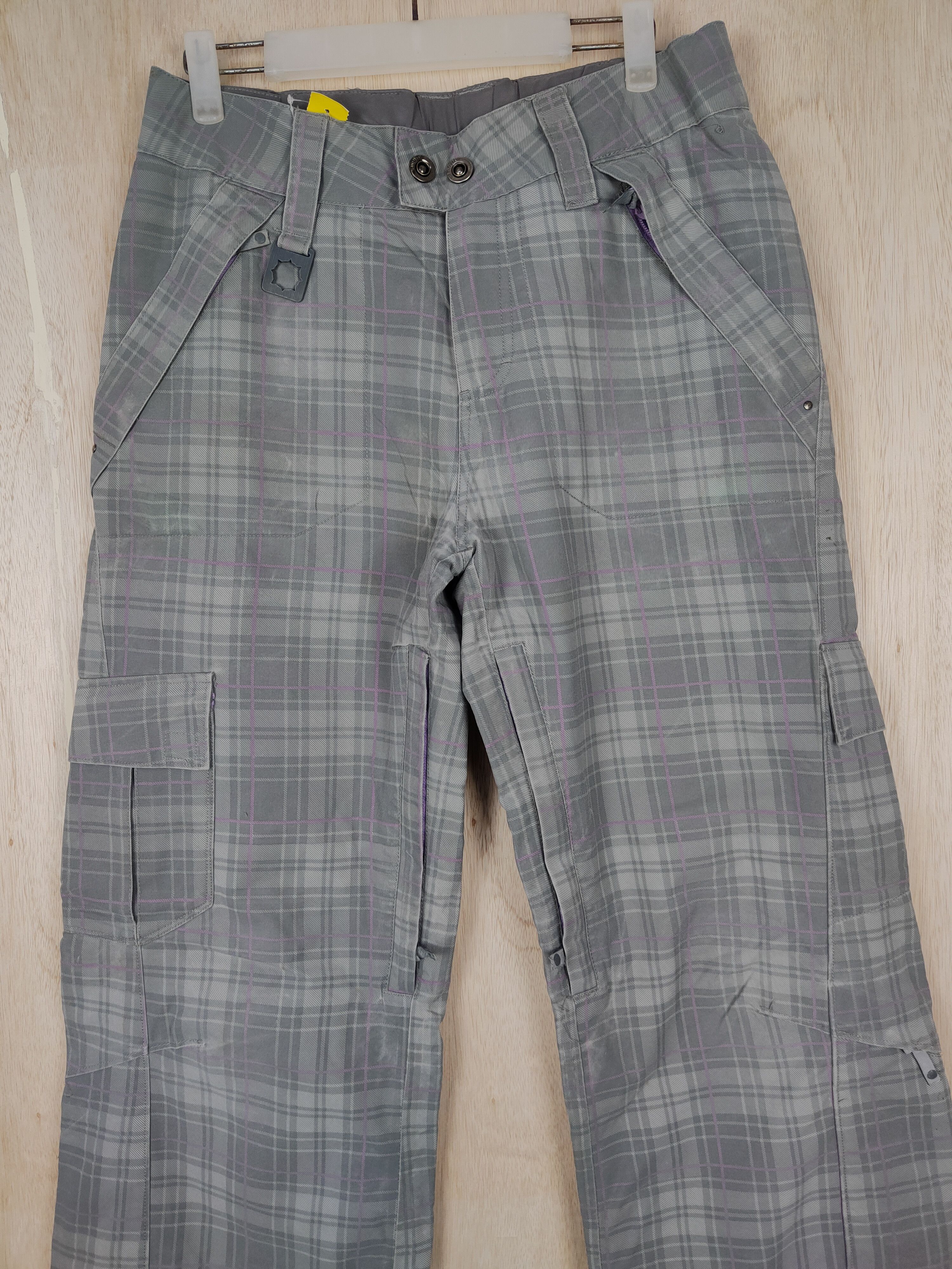 Empyre Empyre Gray checkered ski winter sportwear Cargo Pant #S321 Size US 30 / EU 46 - 2 Thumbnail