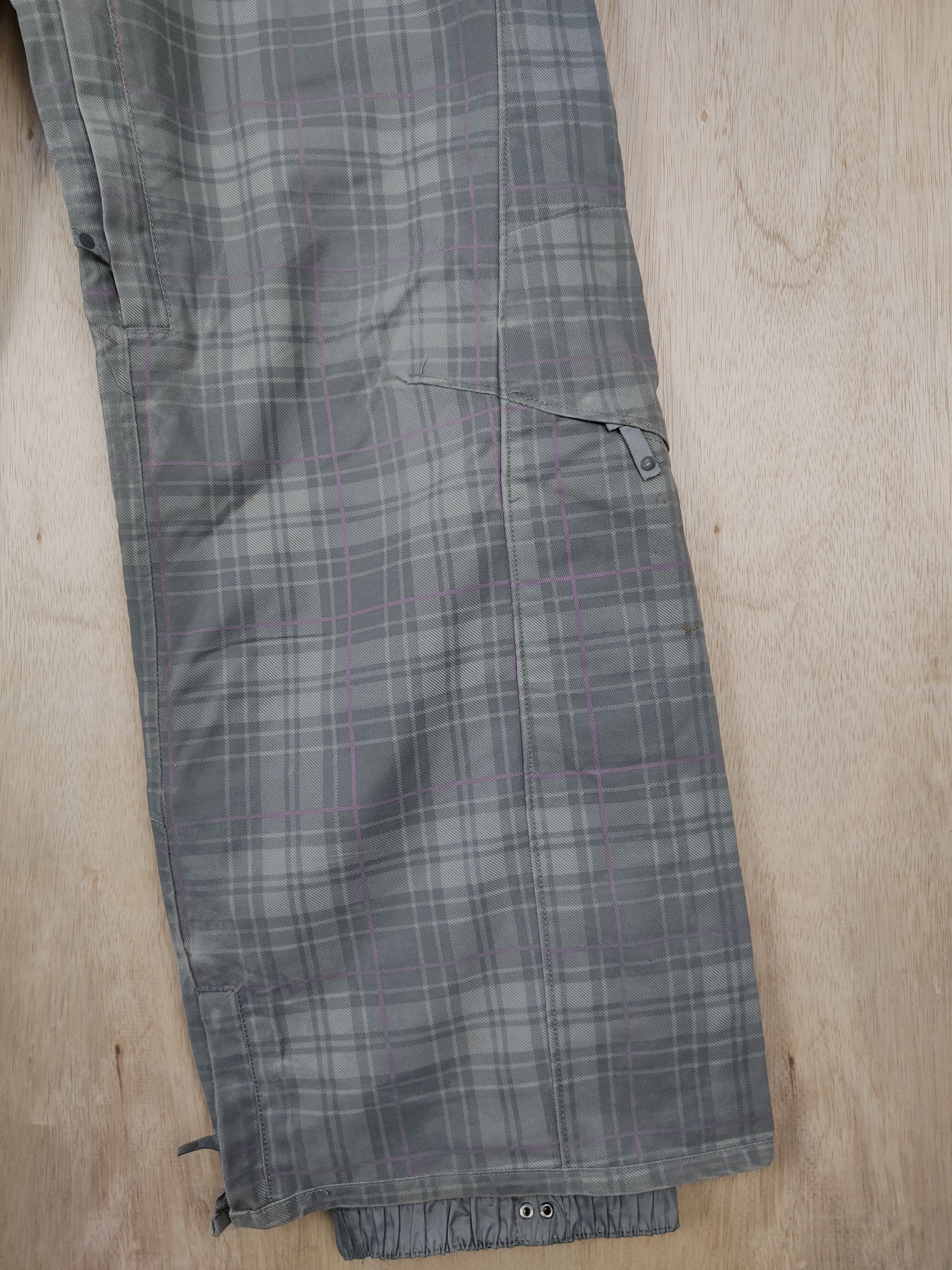 Empyre Empyre Gray checkered ski winter sportwear Cargo Pant #S321 Size US 30 / EU 46 - 8 Thumbnail