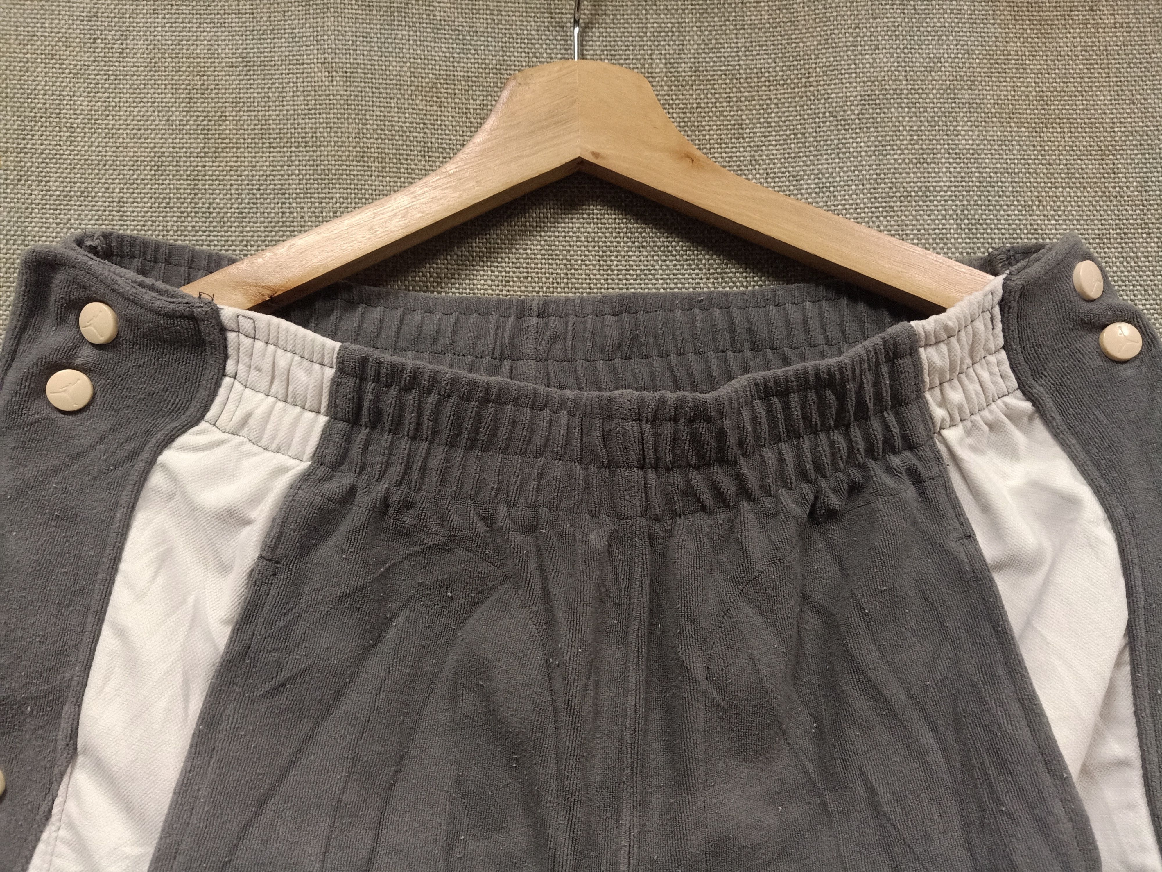 Jordan Brand Vintage jordan button up track pants Size US 35 - 4 Thumbnail