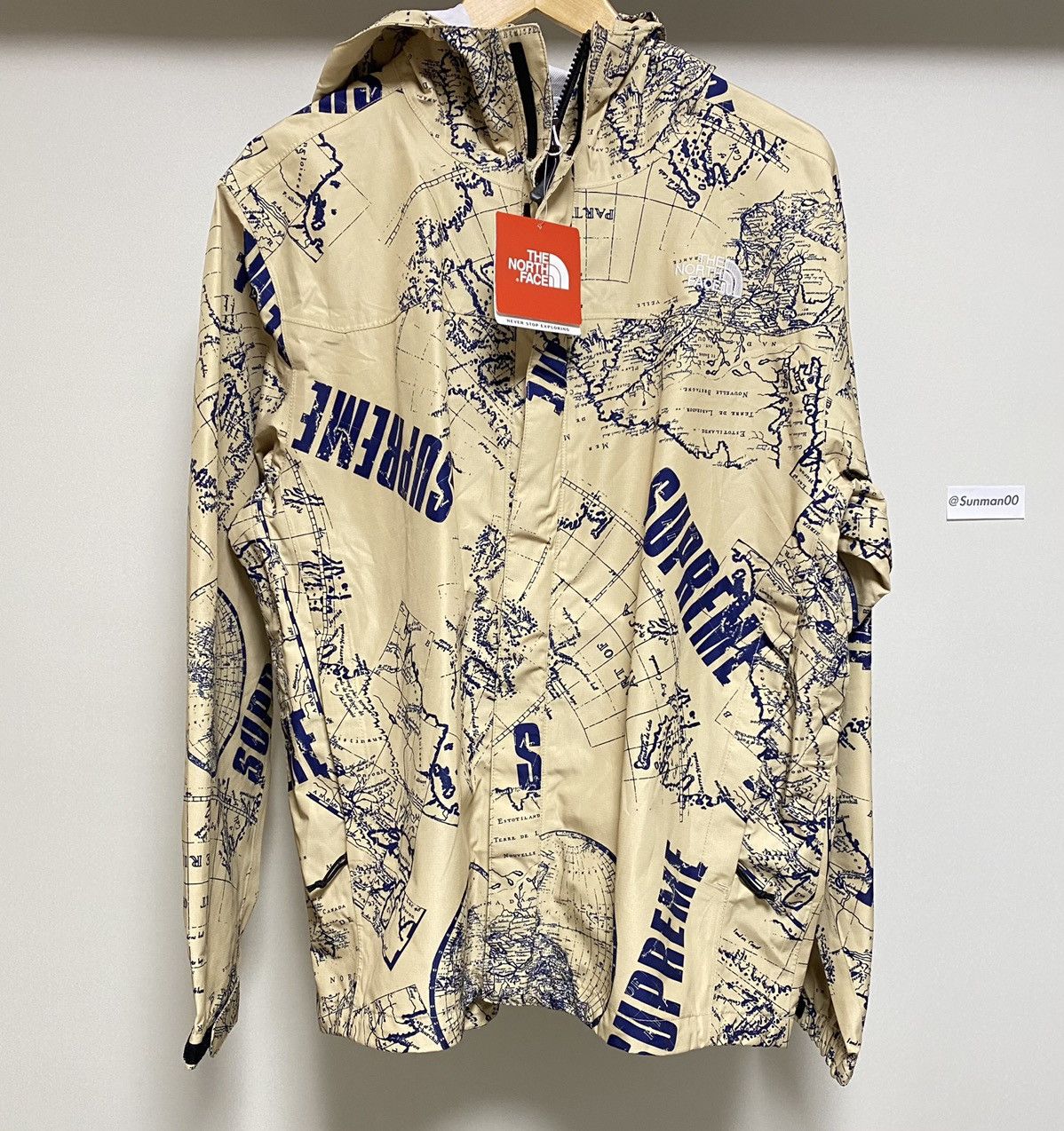 image of Supreme The North Face Venture Jacket Map Tnf in Cream, Men's (Size Large)