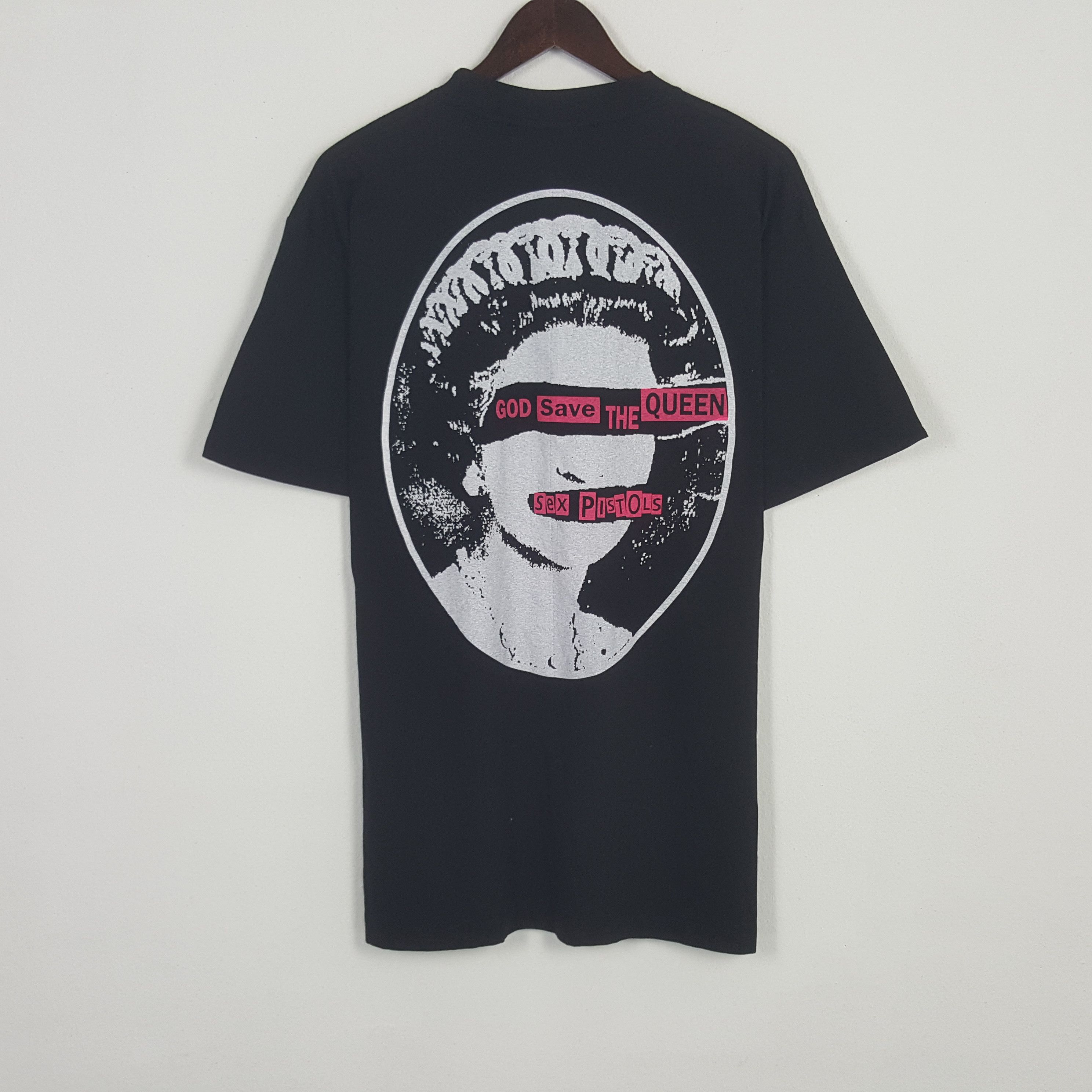 Band Tees × Vintage Vintage Sex Pistols Tshirt Size US XL / EU 56 / 4 - 3 Thumbnail