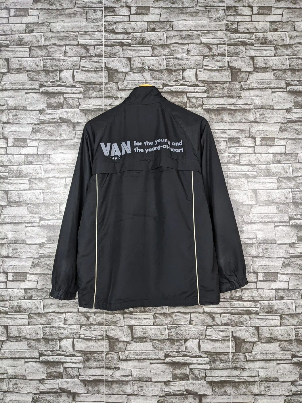 Van Van Jack Light Zipper Jacket Windbreaker Outerwear Size US M / EU 48-50 / 2 - 5 Thumbnail