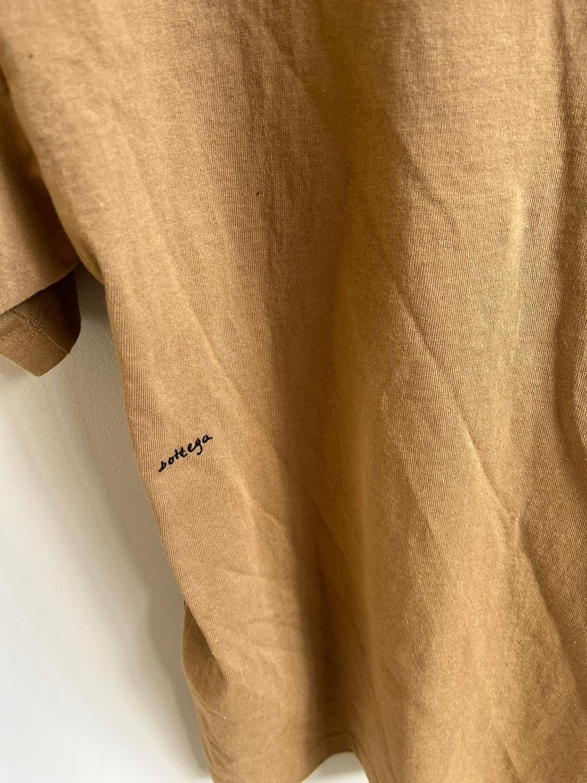 Bottega Veneta Round Neck T-Shirt in Light Brown Color Size US S / EU 44-46 / 1 - 12 Thumbnail