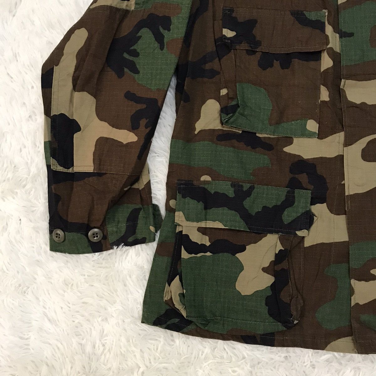 Coat hot weather woodland camouflage pattern combat jacket