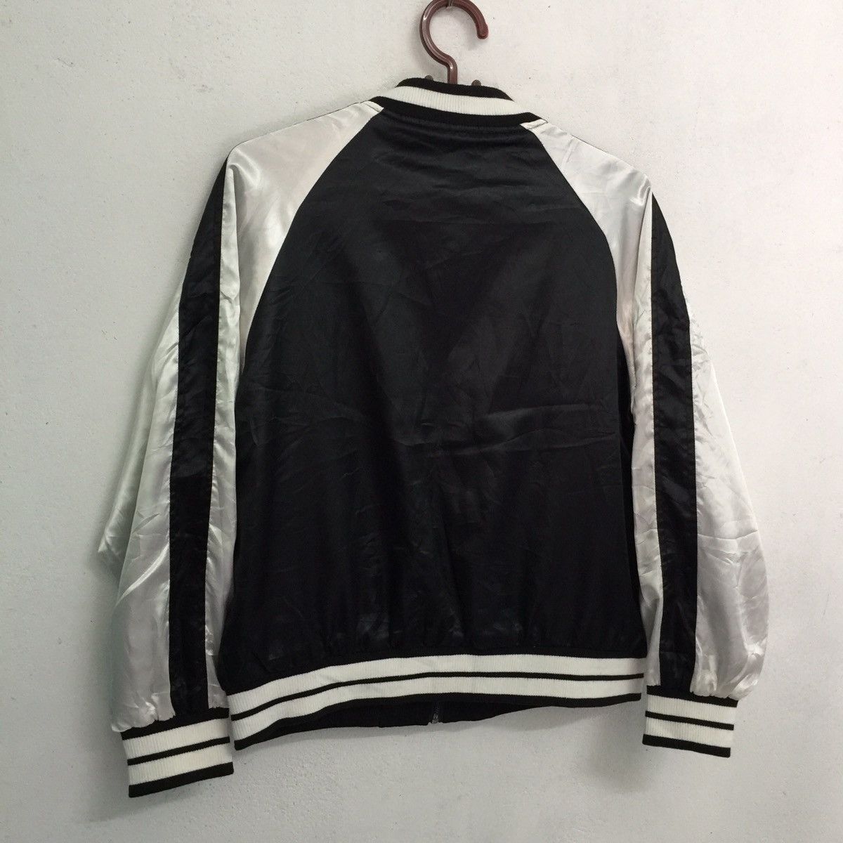 Other Black sukajan style reversible bomber jacket Size US M / EU 48-50 / 2 - 6 Thumbnail