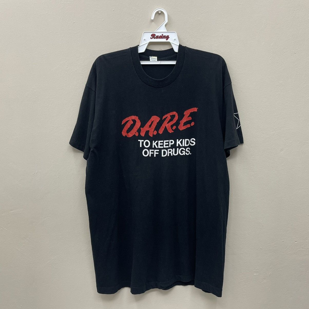 D.A.R.E Vintage D.A.R.E To Keep Kids Off Drugs Big Size Size US XXL / EU 58 / 5 - 1 Thumbnail