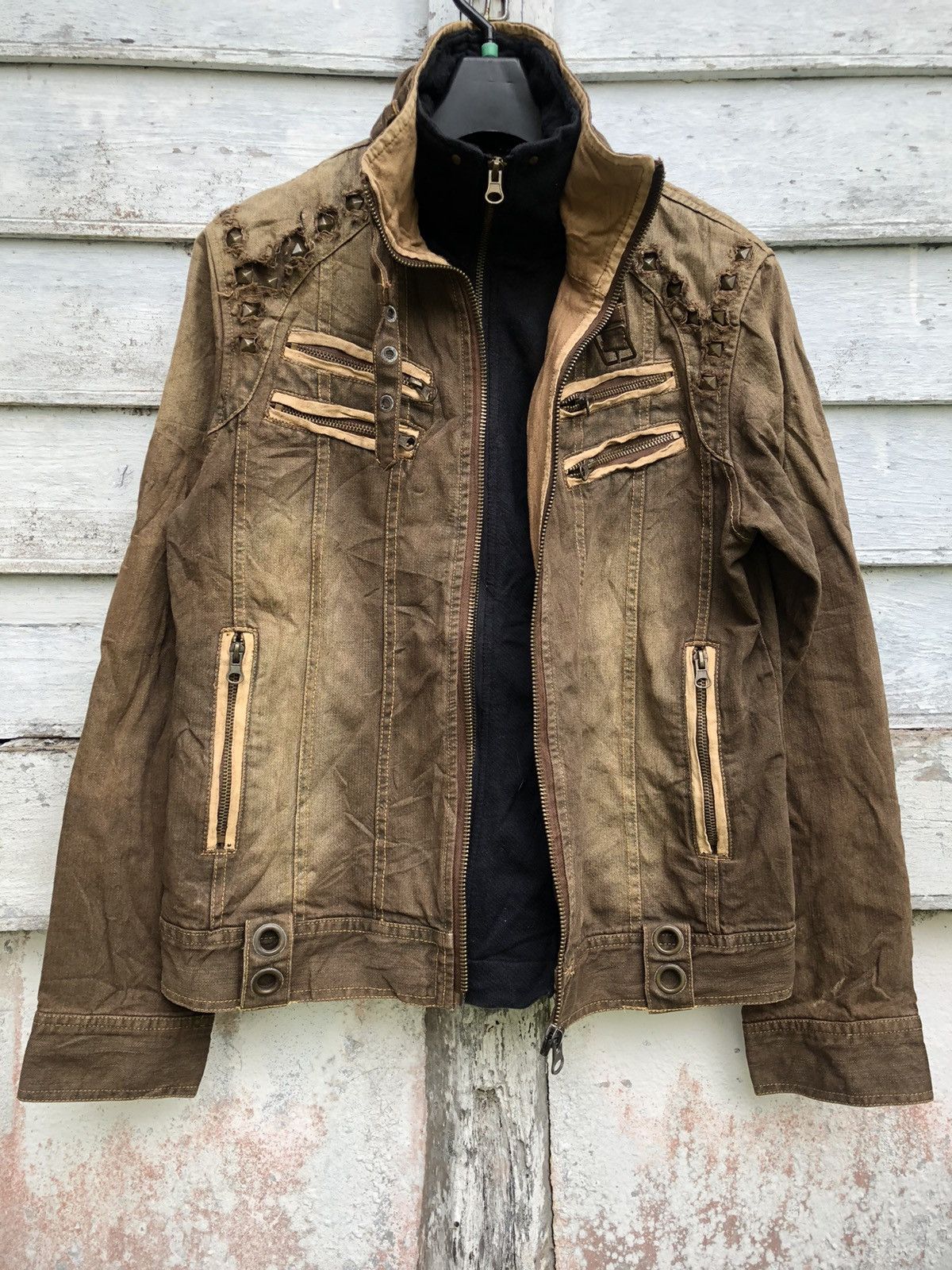 In The Attic × Seditionaries In The Attic Changeal Stud Distressed Washed Denim Jacket Size US M / EU 48-50 / 2 - 2 Thumbnail