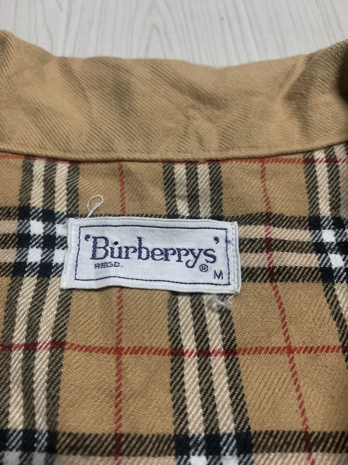 Burberry × Vintage Vintage Burberry London nova check top pyjamas Size US M / EU 48-50 / 2 - 7 Thumbnail