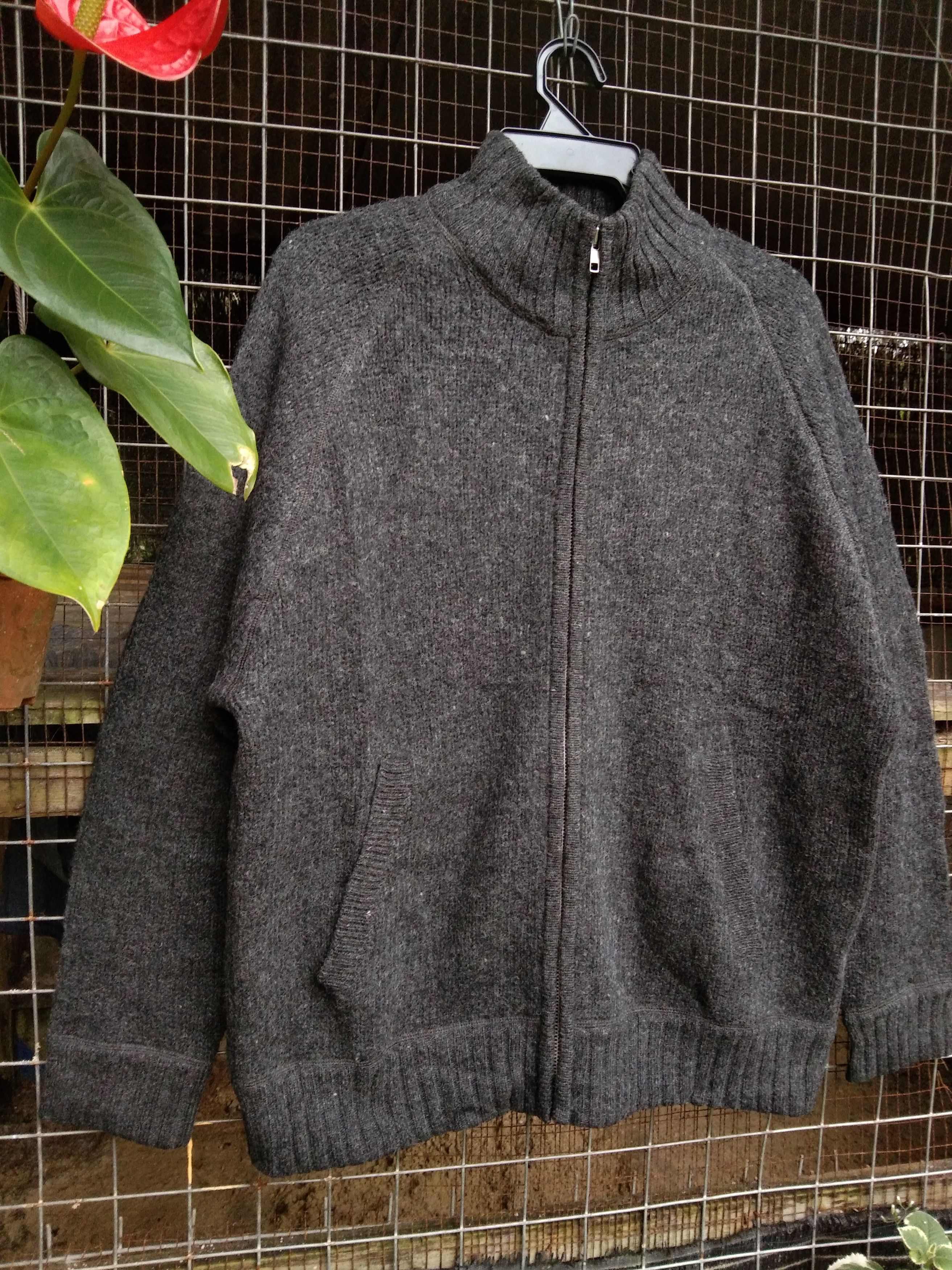 Japanese Brand × Uniqlo VINTAGE UNIQLO WOOL KNIT SWEATER Size US L / EU 52-54 / 3 - 2 Thumbnail