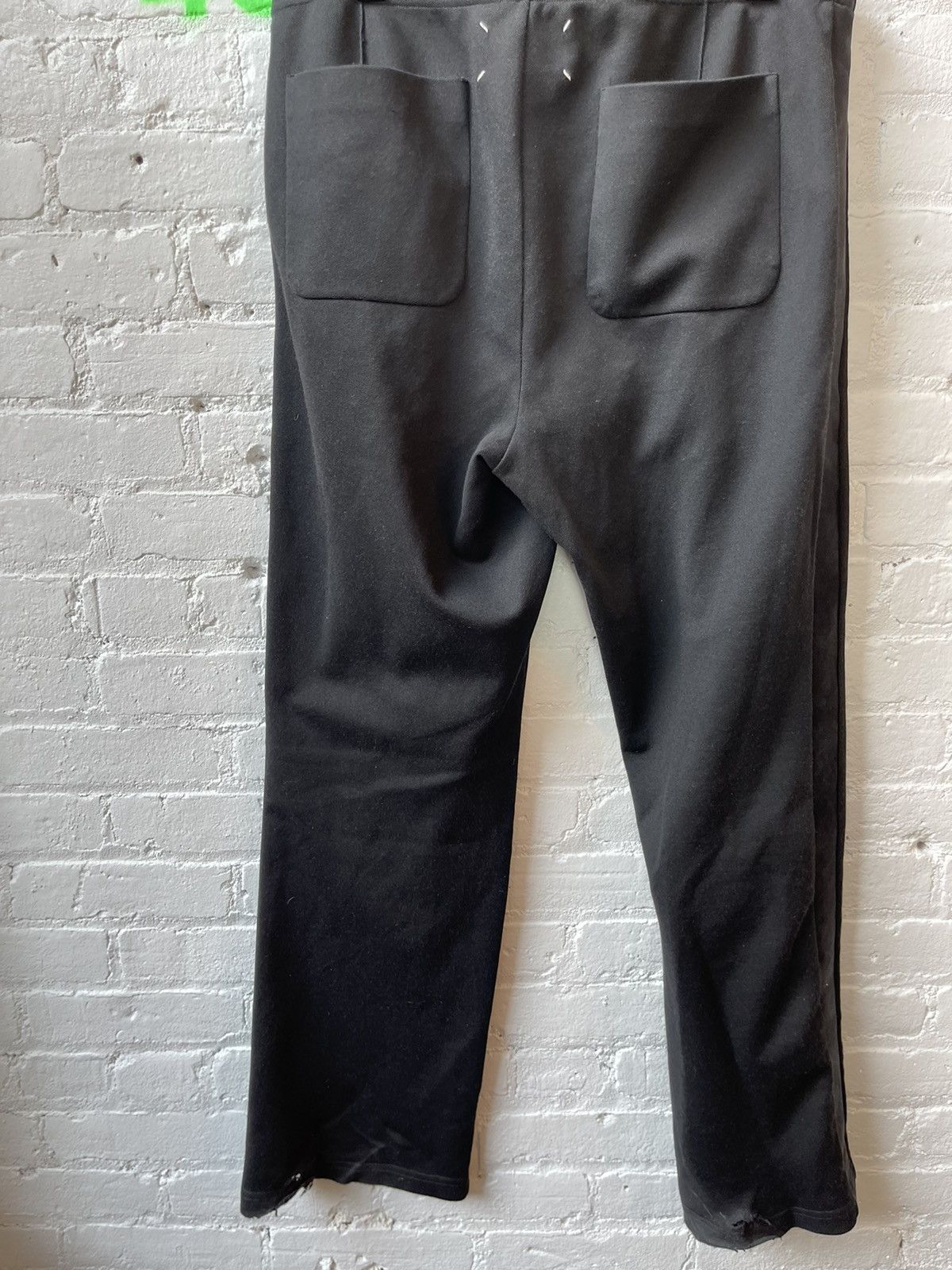 Maison Margiela Margiella Satin side stripe black sweatpants Size US 32 / EU 48 - 8 Thumbnail