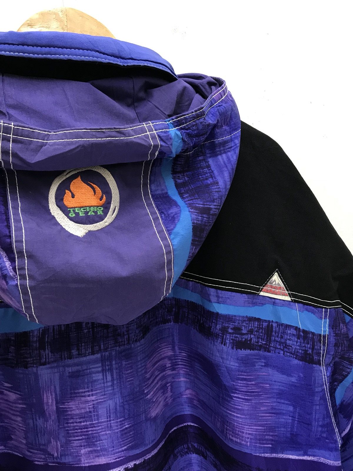 Descente Vtg 90s Descente Hoodie Outdoor Jumper Pullover Light Size US XL / EU 56 / 4 - 8 Thumbnail