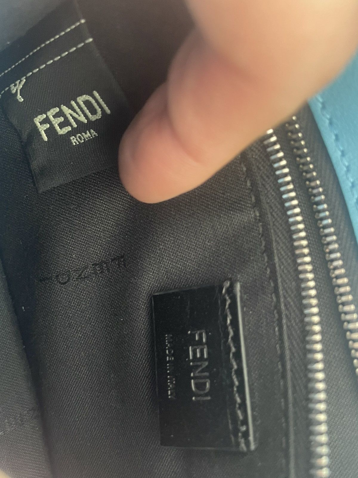 Fendi Super Runway Fendi Baguette Mini Bag Brand New Size ONE SIZE - 6 Thumbnail
