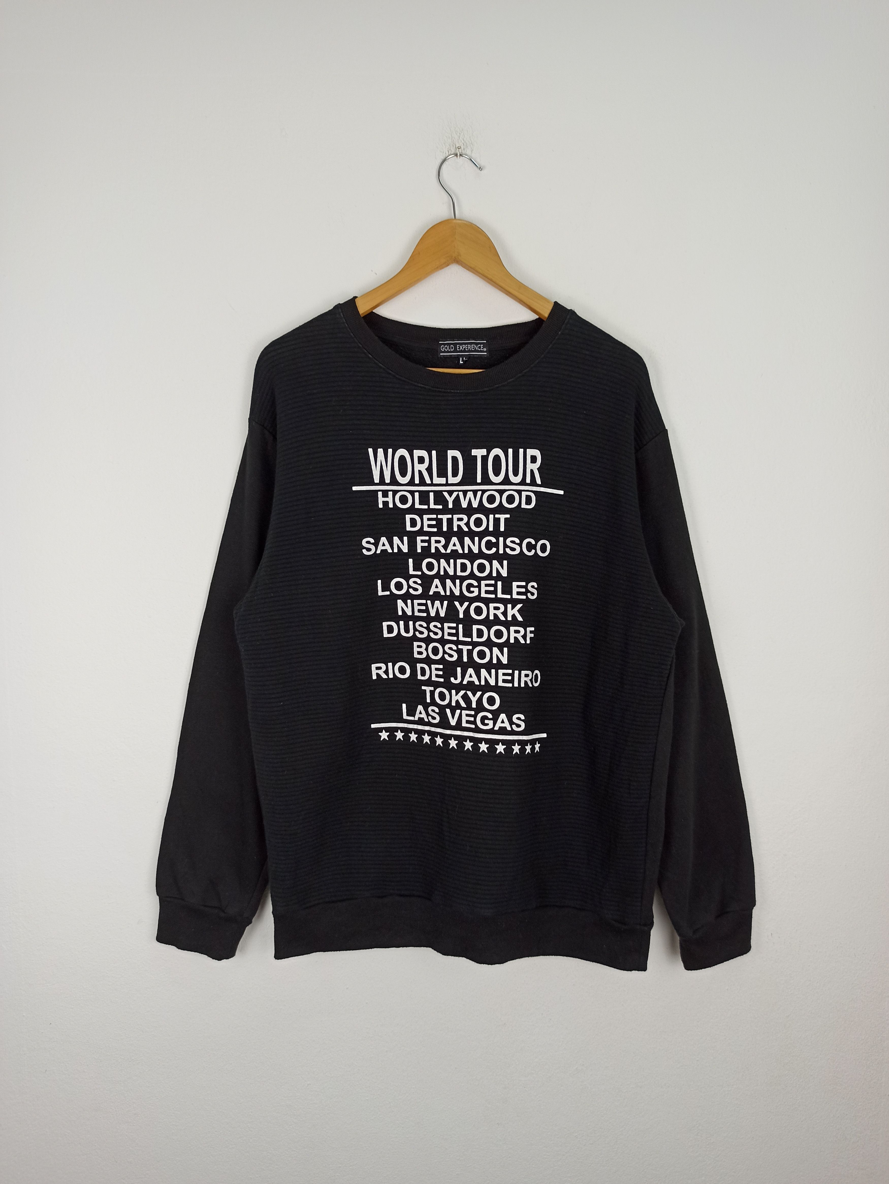 Band Tees Rare World Tour Hollywood Crewneck Sweatshirts (c38) Size US XL / EU 56 / 4 - 1 Thumbnail
