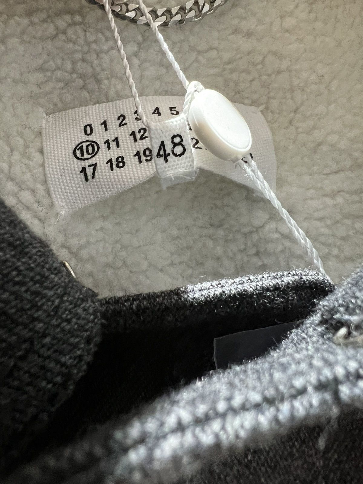 Maison Margiela Maison Margiela Grey Wool Twill Kaban patched coat SIZE48 Size US M / EU 48-50 / 2 - 5 Thumbnail