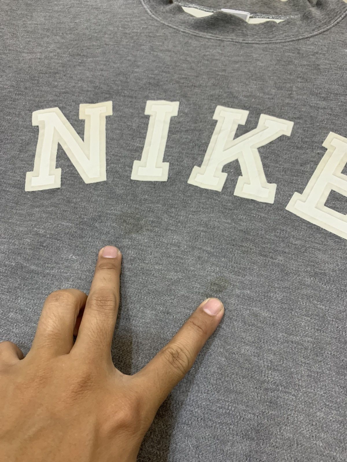 Nike VTG 90s NIKE BLOCK GREY TAG SWEATSHIRT PULLOVER Size US L / EU 52-54 / 3 - 6 Thumbnail