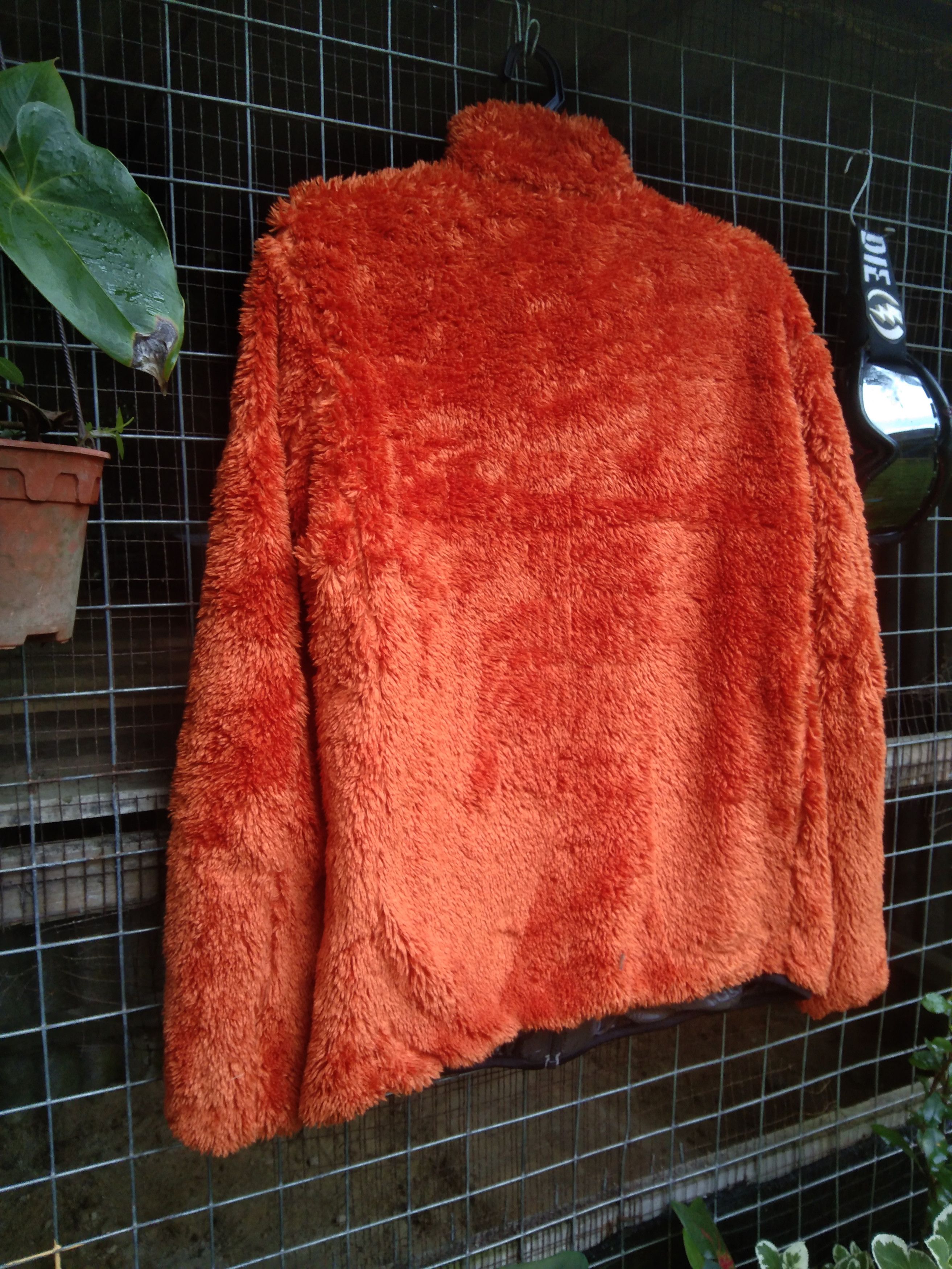 Japanese Brand × Uniqlo UNIQLO SOFT AND SMOOTH FAUX FUR JACKET Size US L / EU 52-54 / 3 - 4 Thumbnail