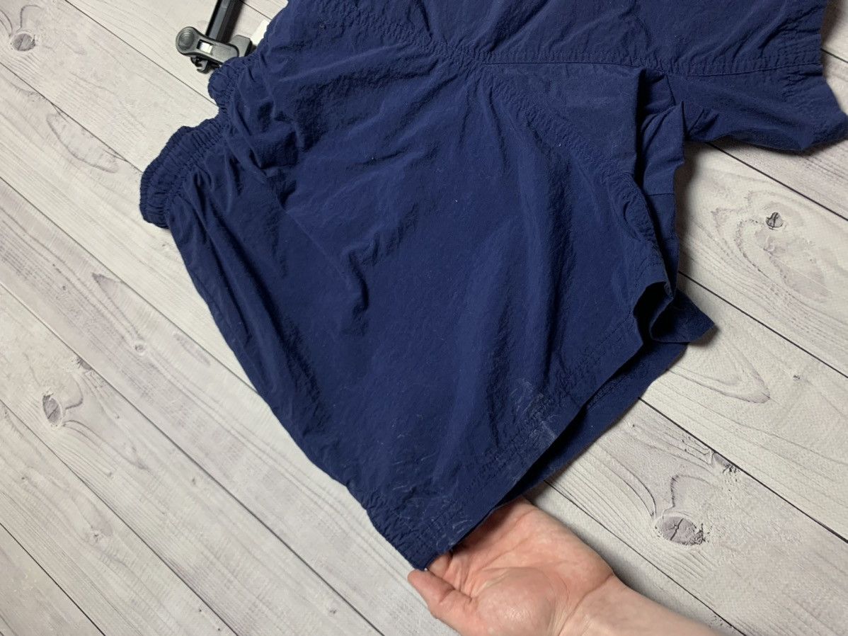 Vintage Vintage Arsenal Nike soccer shorts size L Rare Size US 34 / EU 50 - 7 Thumbnail