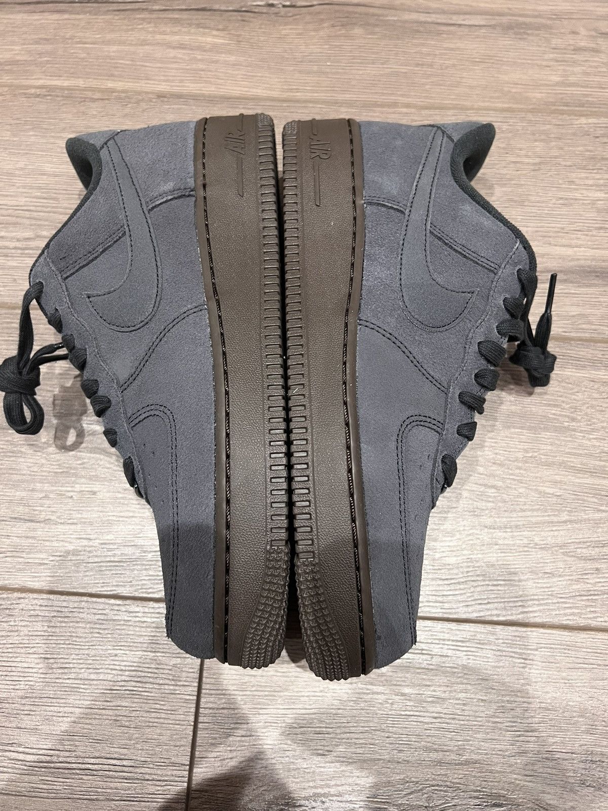 NIKE AIR FORCE OFF NOIR/DARK CHOCOLATE-WHITE