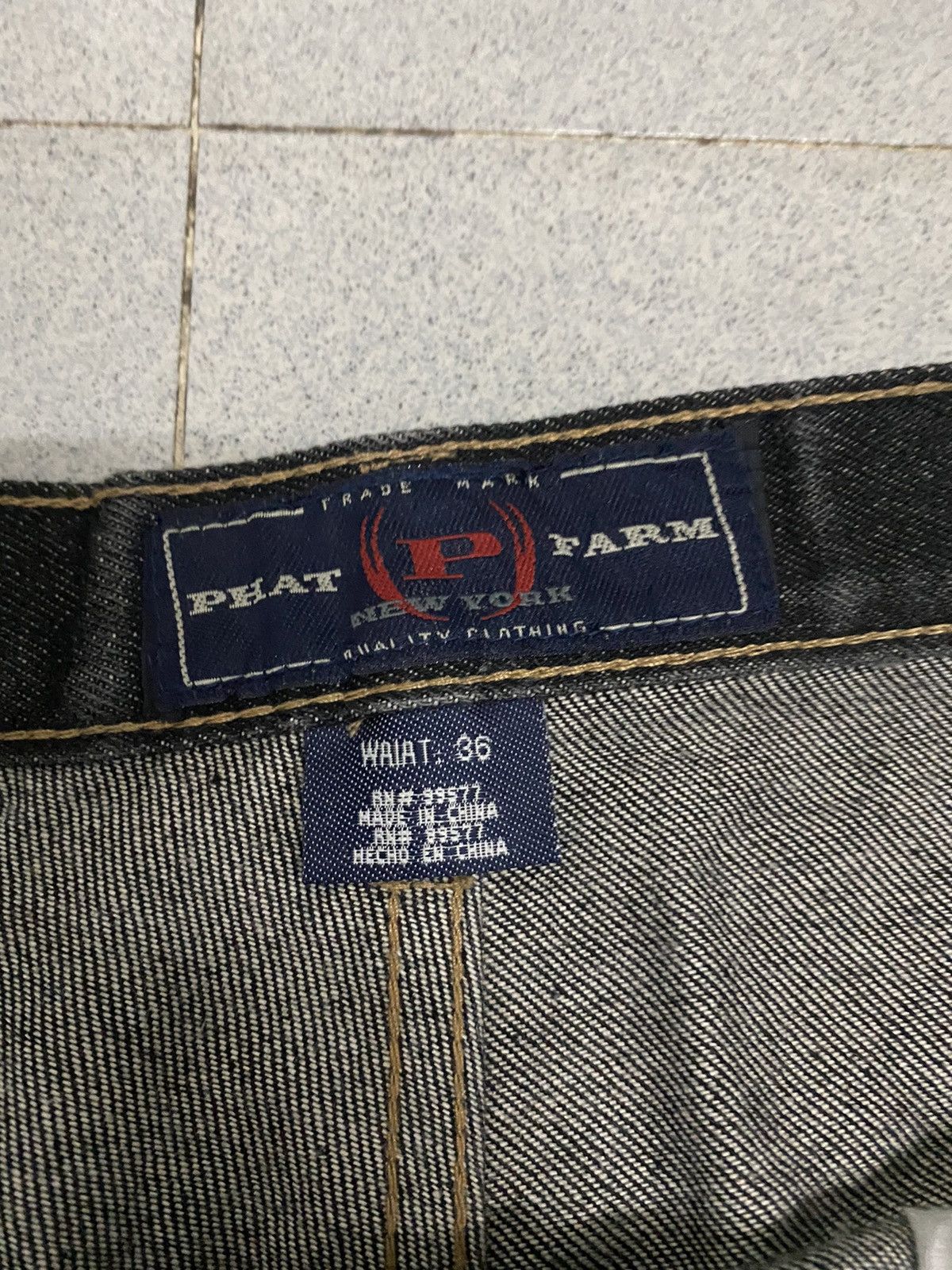 Phat Farm Vintage Phat Farm Denim Jeans Size US 37 - 8 Thumbnail