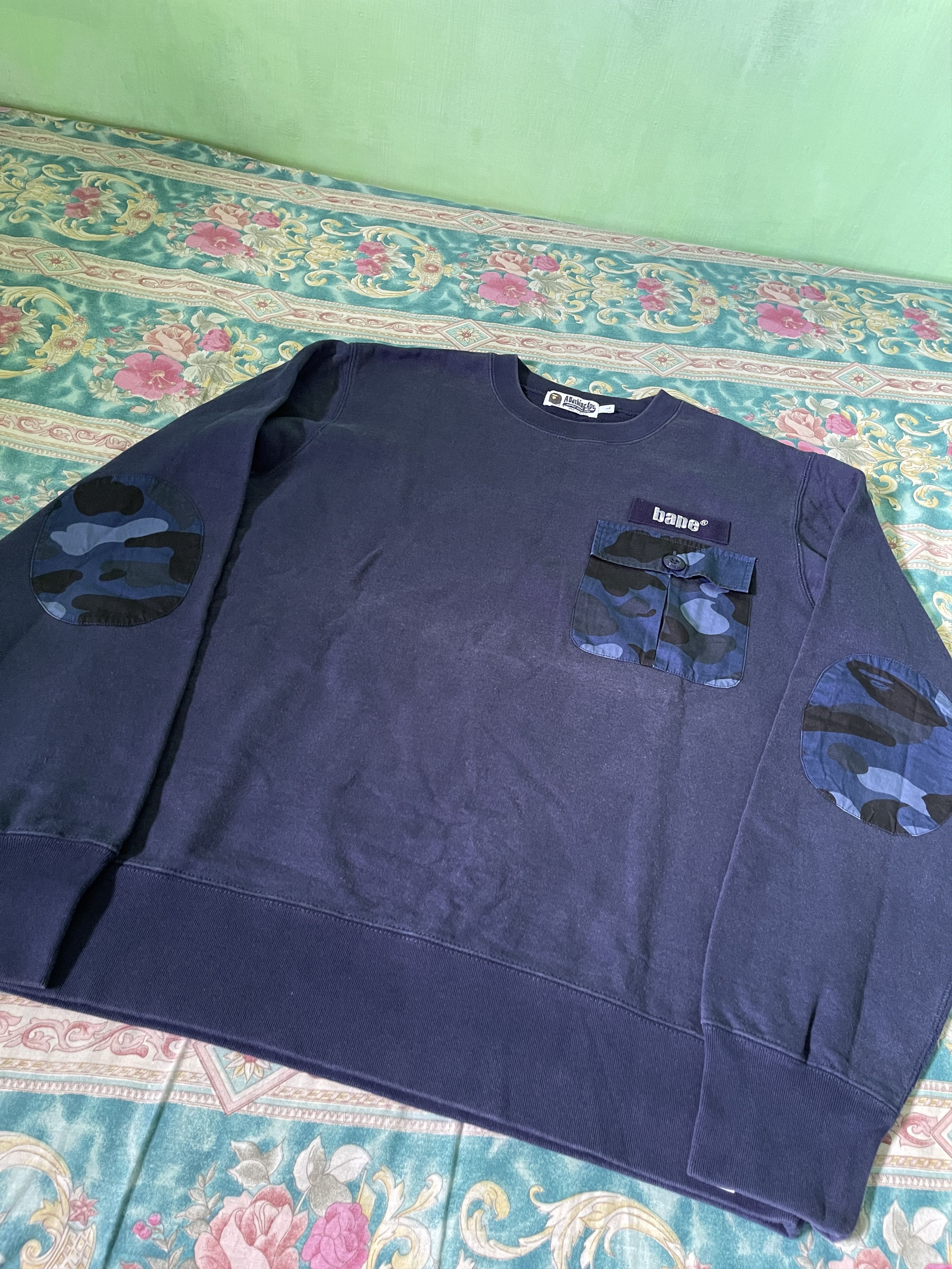 Bape Color Camo Pocket Crewneck Size US L / EU 52-54 / 3 - 2 Thumbnail