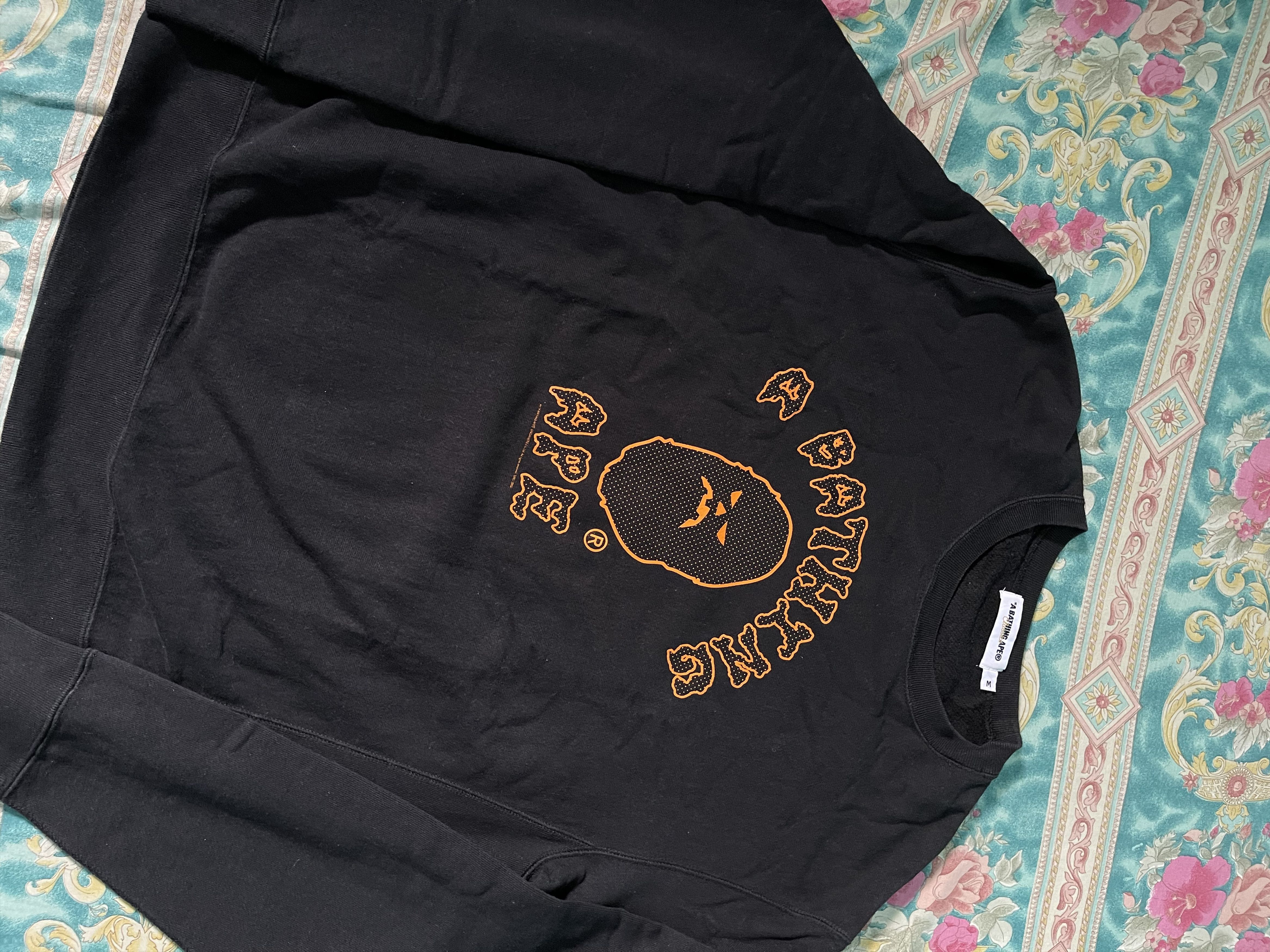 Bape Halloween College Crewneck Size US M / EU 48-50 / 2 - 2 Thumbnail