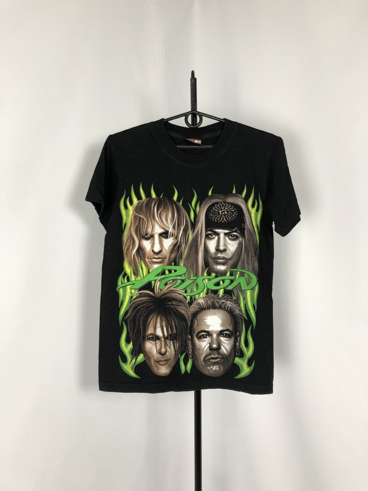 Band Tees Poison t-shirts vintage Size US M / EU 48-50 / 2 - 1 Thumbnail