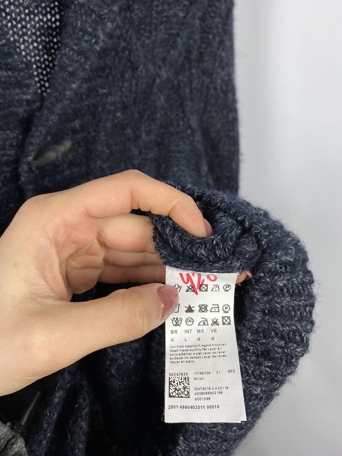 Hugo Boss Hugo boss sweaters blue size L Size US L / EU 52-54 / 3 - 5 Thumbnail