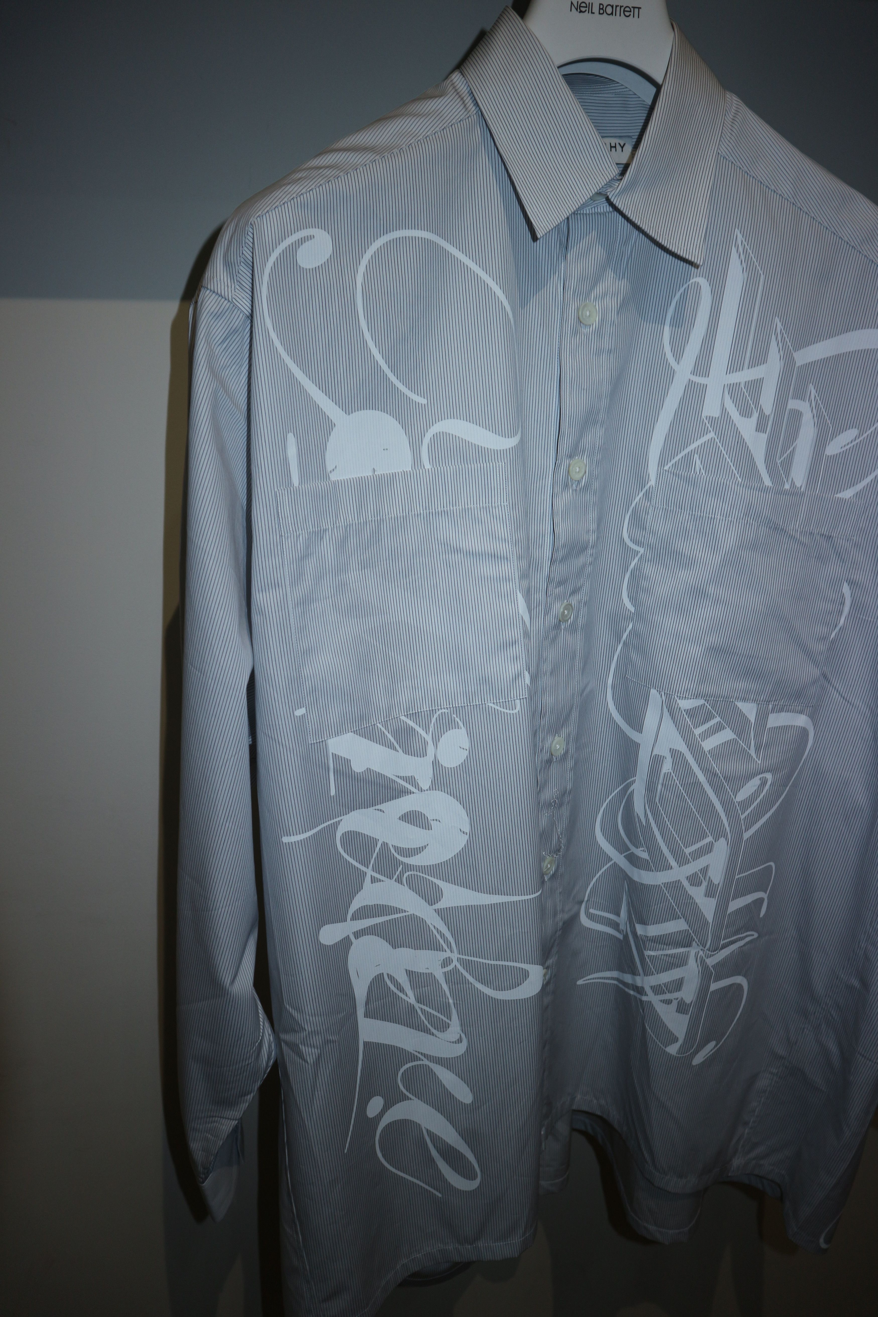 Givenchy Calligraphic printed oversized striped shirt Size US S / EU 44-46 / 1 - 2 Thumbnail