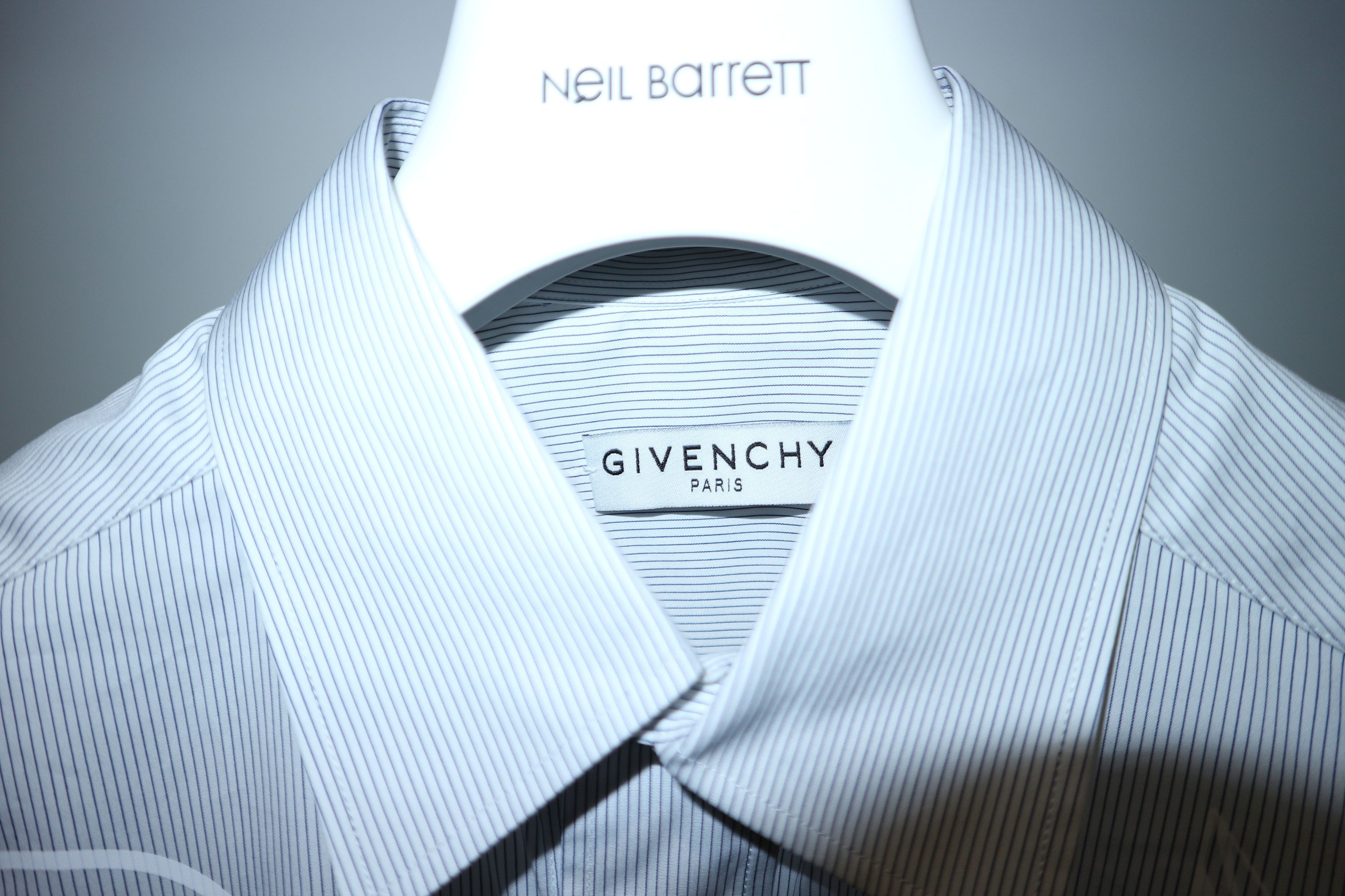Givenchy Calligraphic printed oversized striped shirt Size US S / EU 44-46 / 1 - 6 Thumbnail