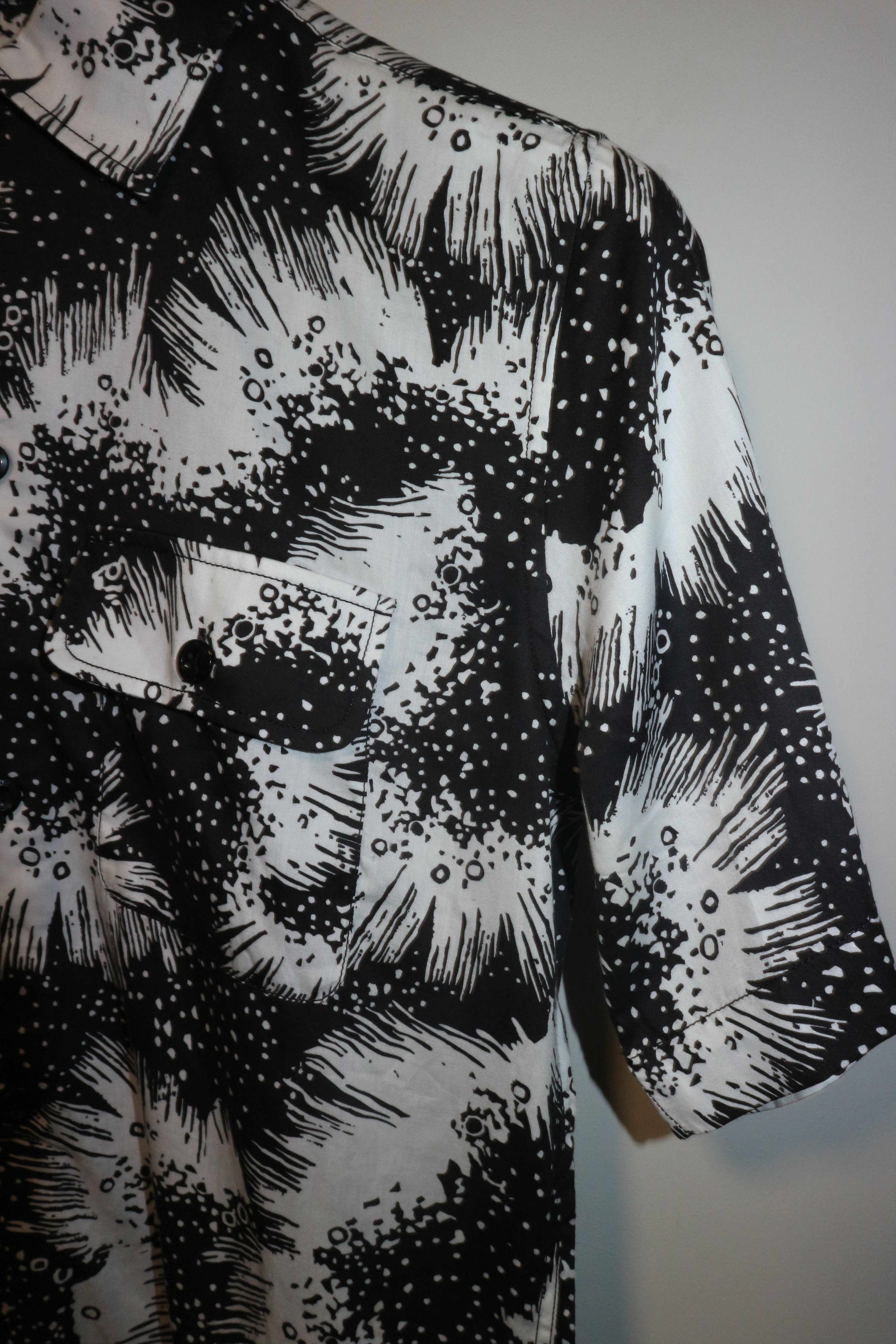 Givenchy printed shirt Size US S / EU 44-46 / 1 - 5 Thumbnail