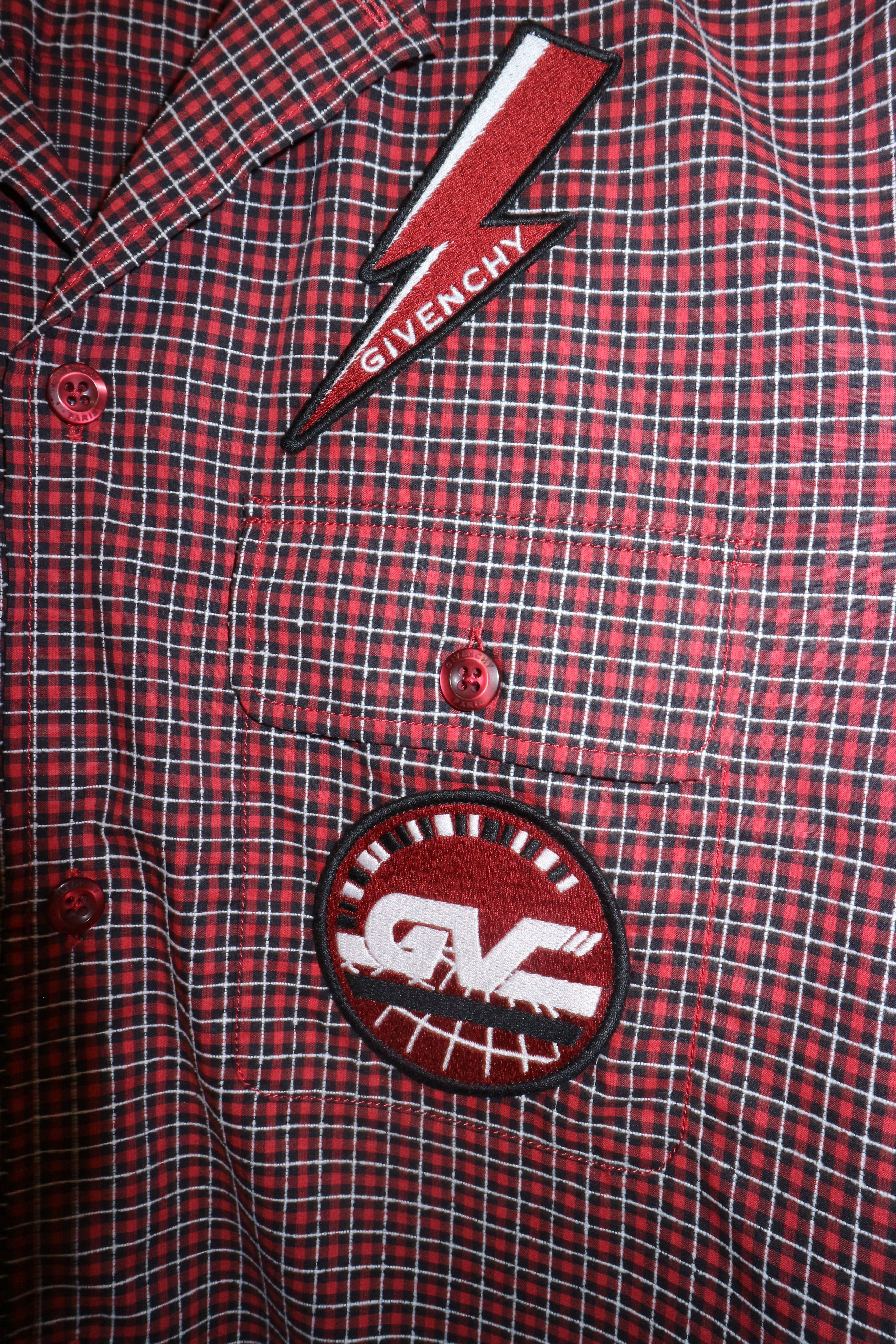 Givenchy Embroidered logo shirt Size US M / EU 48-50 / 2 - 4 Thumbnail