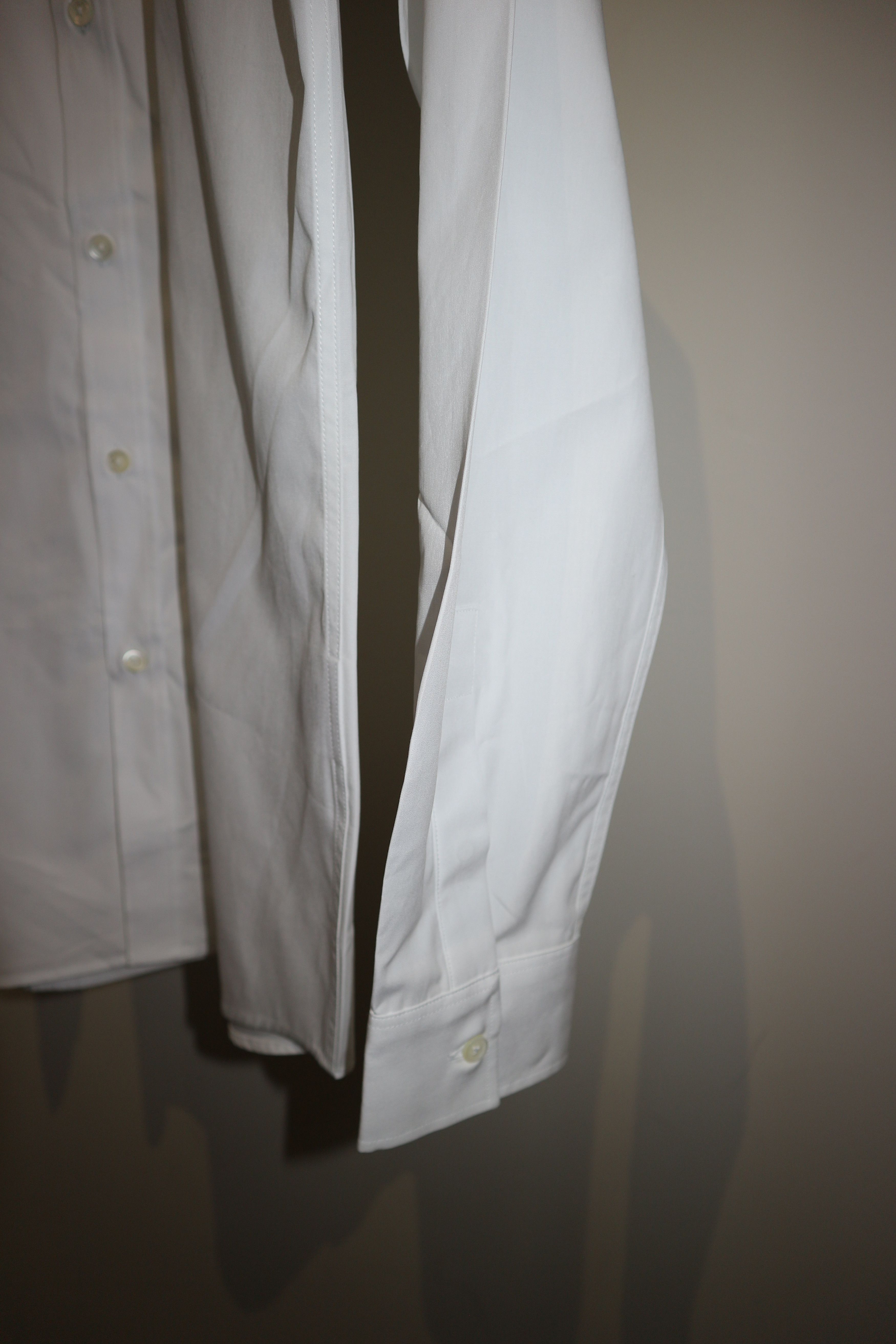 Givenchy white logo tape shirt Size US XS / EU 42 / 0 - 6 Thumbnail