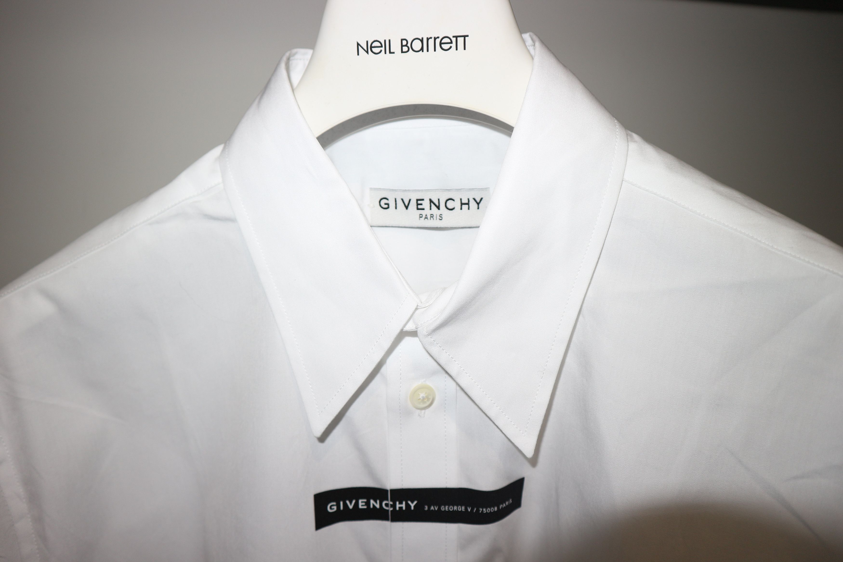 Givenchy white logo tape shirt Size US XXS / EU 40 - 4 Thumbnail