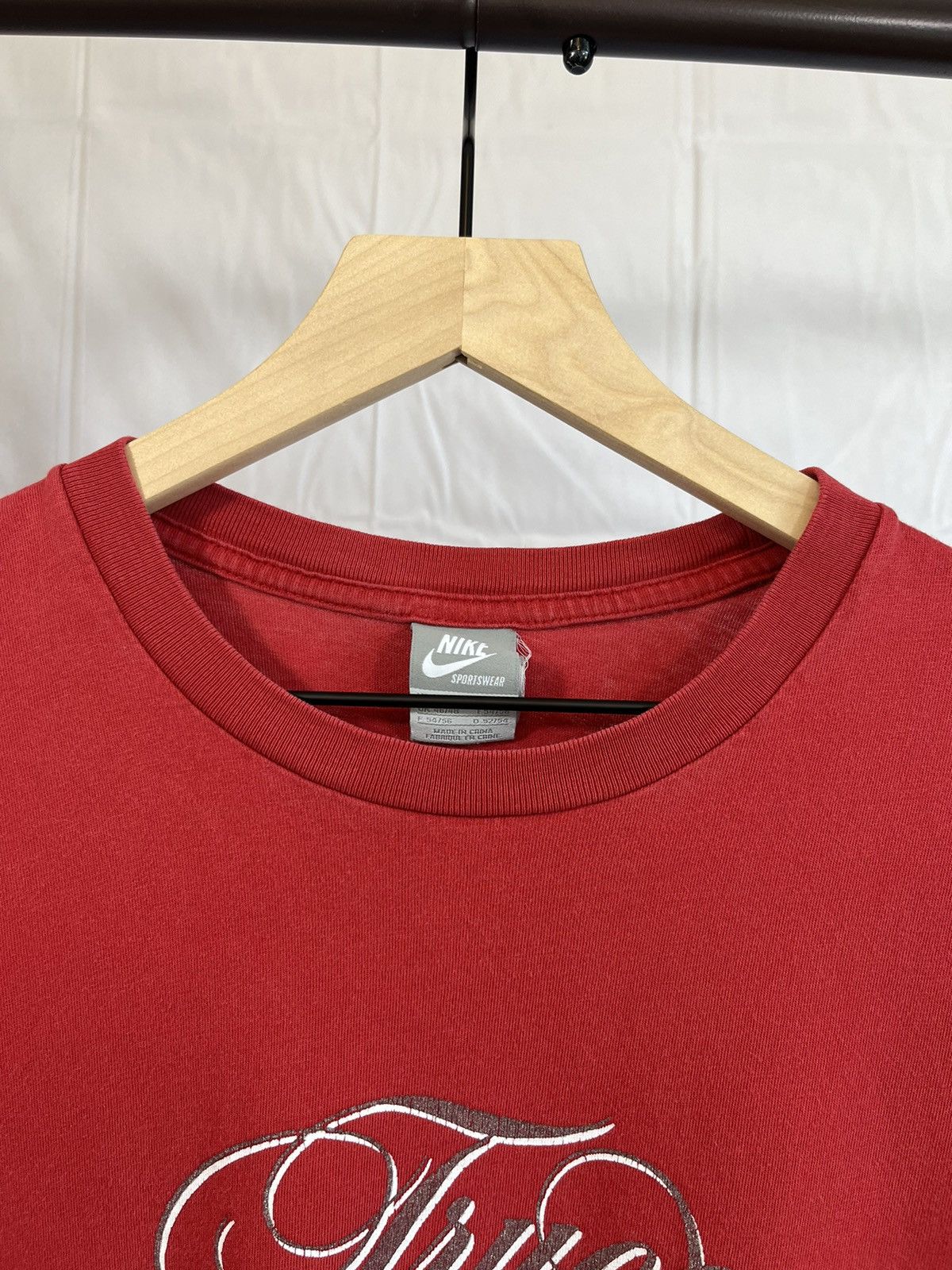 Nike Vintage Nike Distressed Faded Red Y2K Tee Size US XL / EU 56 / 4 - 4 Thumbnail