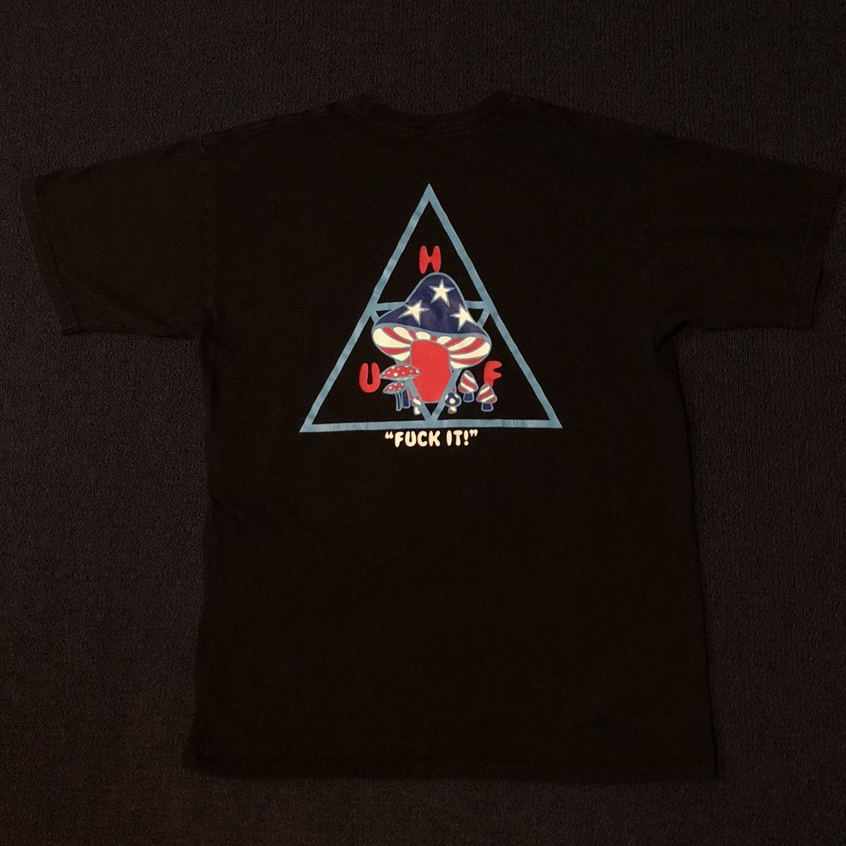 Huf Vintage HUF Worldwide Mushroom Fuck It Graphic Logo Tee Size US M / EU 48-50 / 2 - 2 Thumbnail