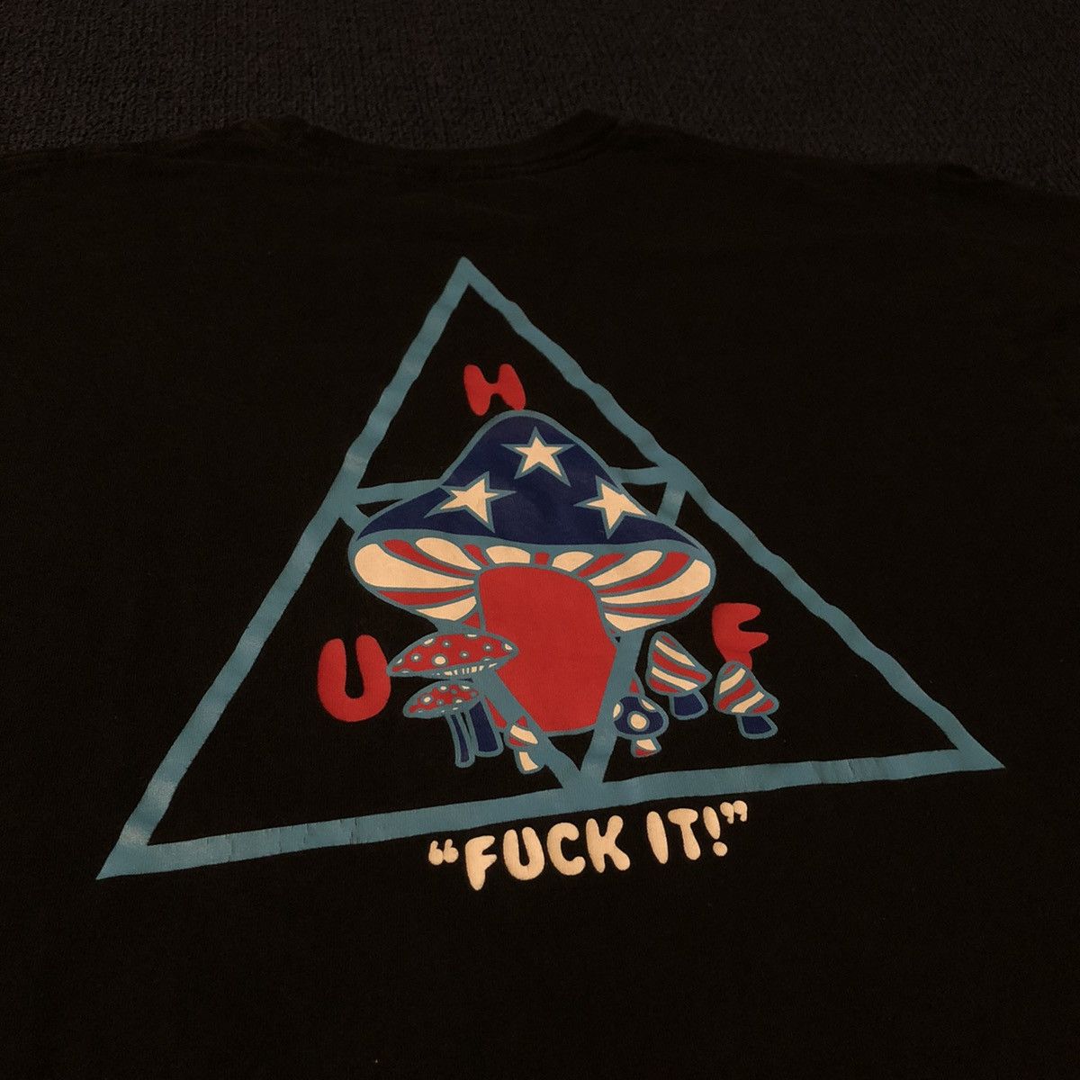 Huf Vintage HUF Worldwide Mushroom Fuck It Graphic Logo Tee Size US M / EU 48-50 / 2 - 4 Thumbnail