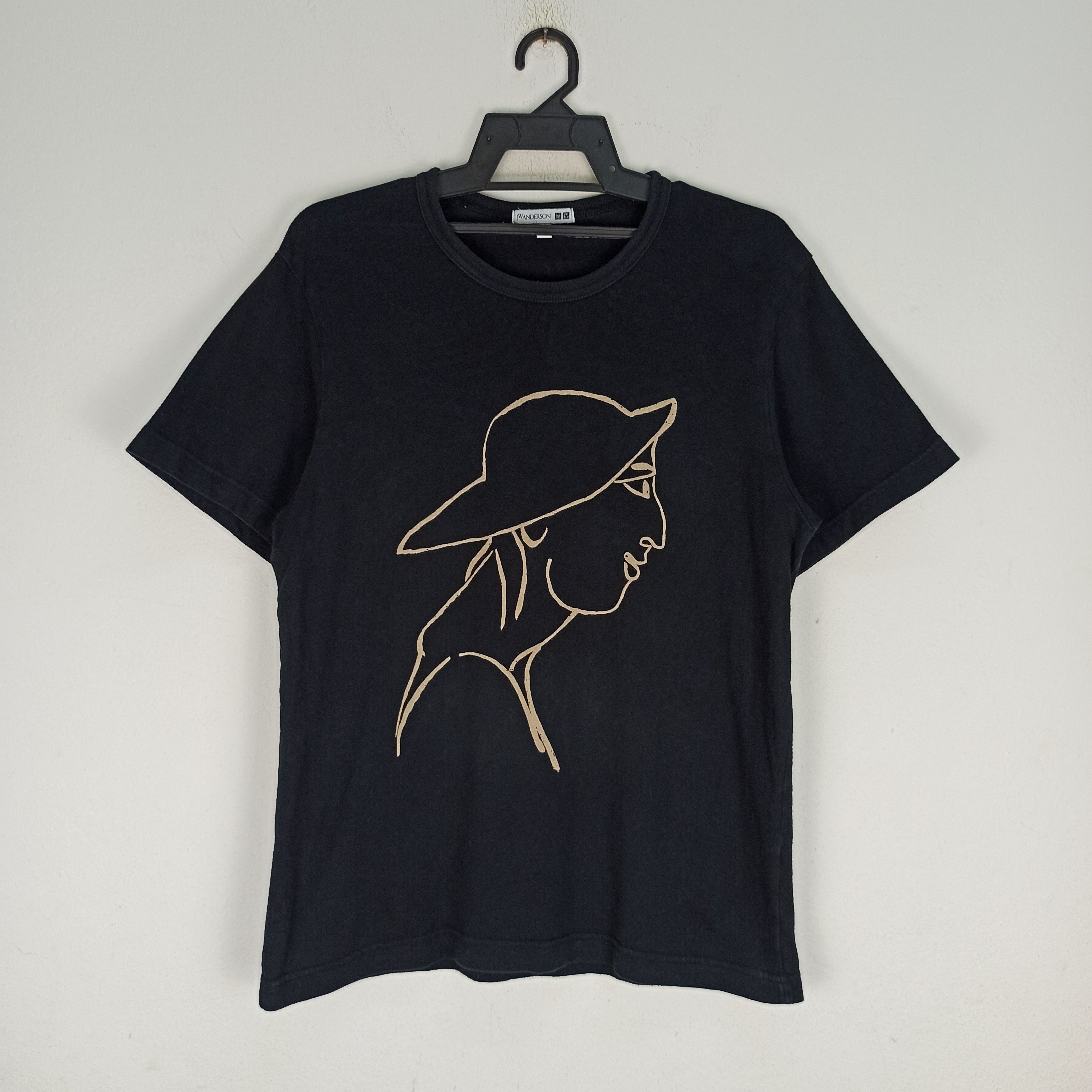 JW Anderson × Uniqlo 🔥Rare🔥 J.W.Anderson By Uniqlo Tshirt Size US M / EU 48-50 / 2 - 1 Thumbnail