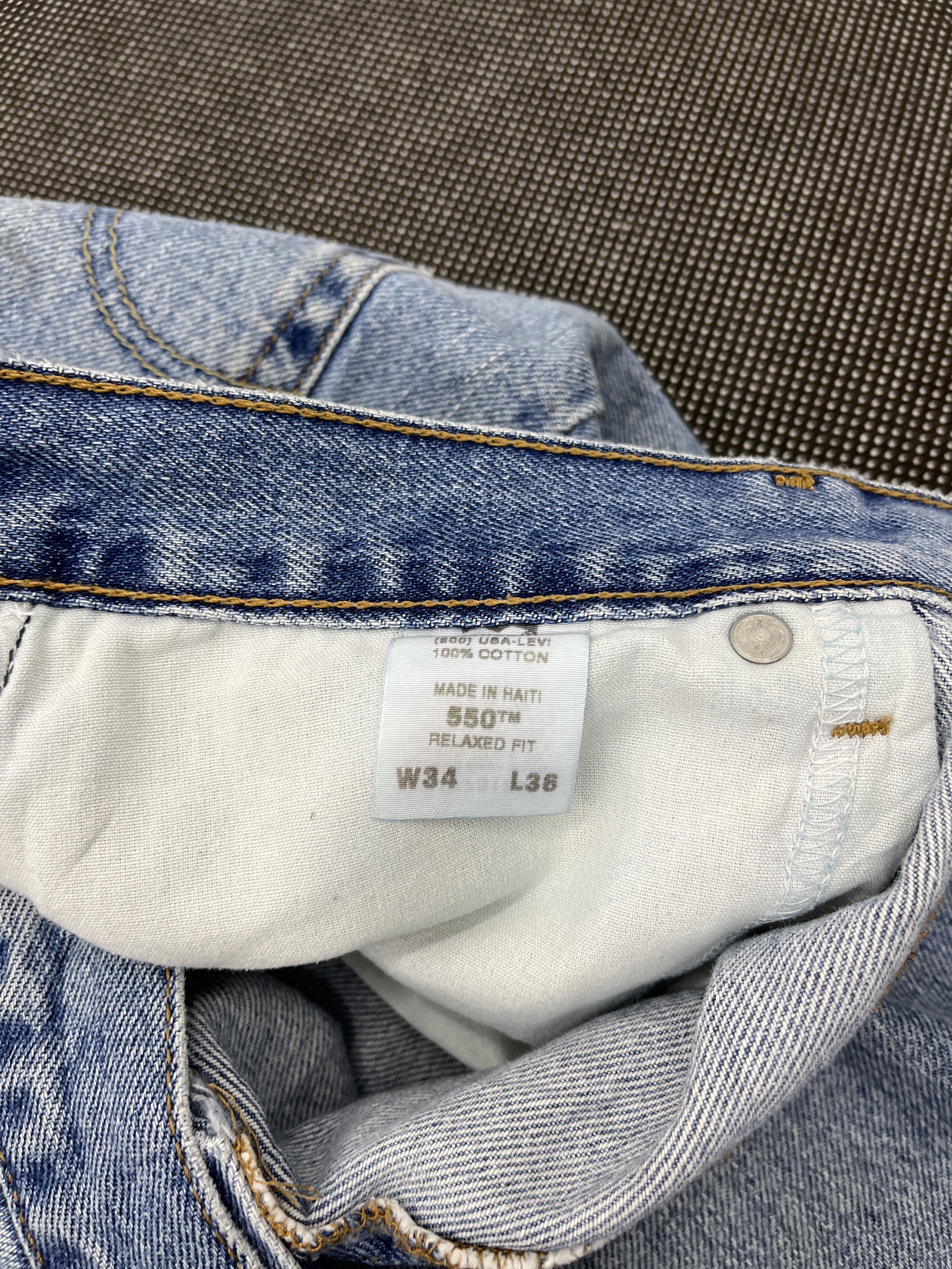 Levi's × Vintage Vintage Levis 550 Faded Jeans 34 x 34 - J173 Size US 34 / EU 50 - 7 Thumbnail