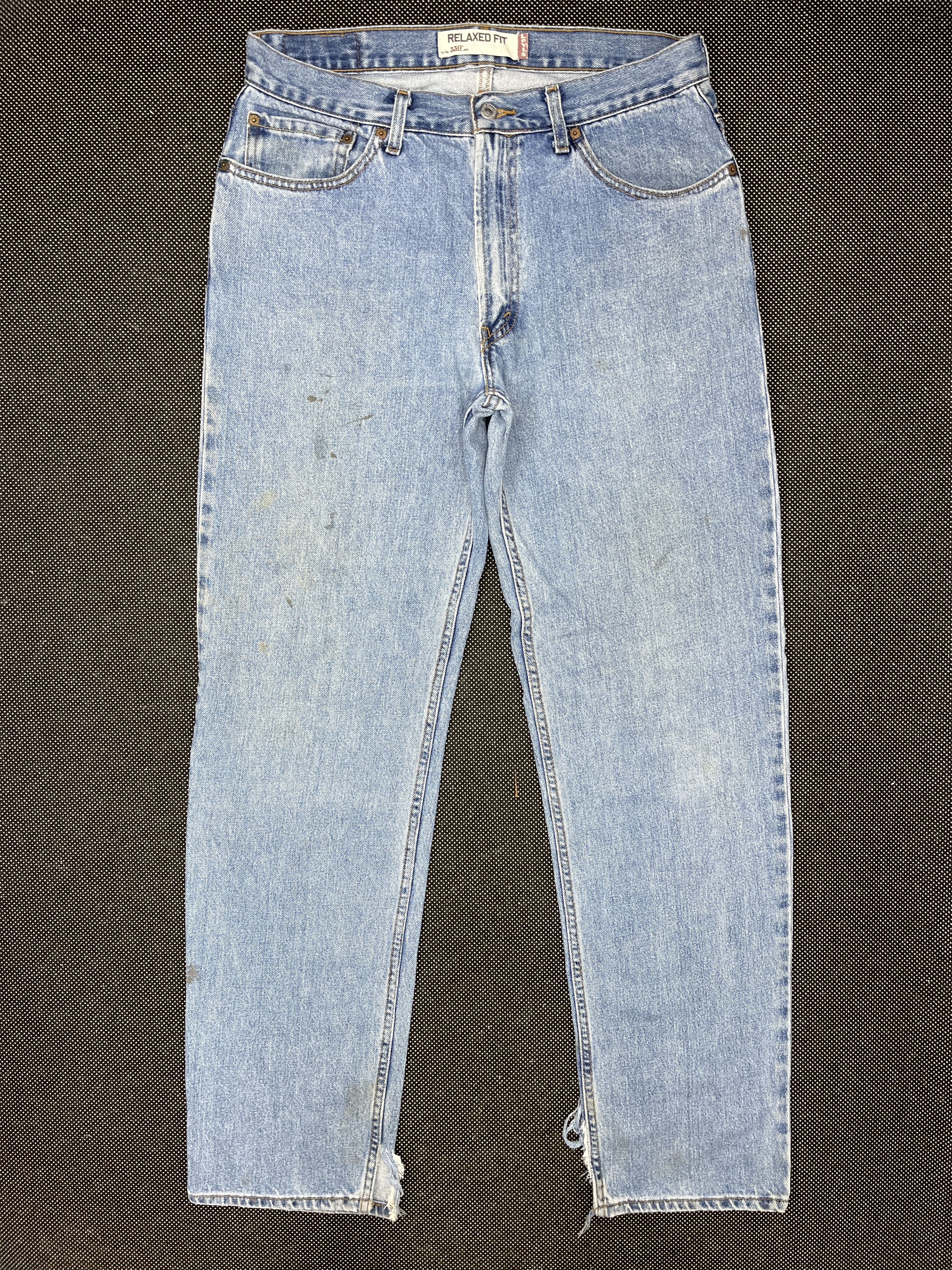 Levi's × Vintage Vintage Levis 550 Faded Jeans 34 x 34 - J173 Size US 34 / EU 50 - 1 Thumbnail