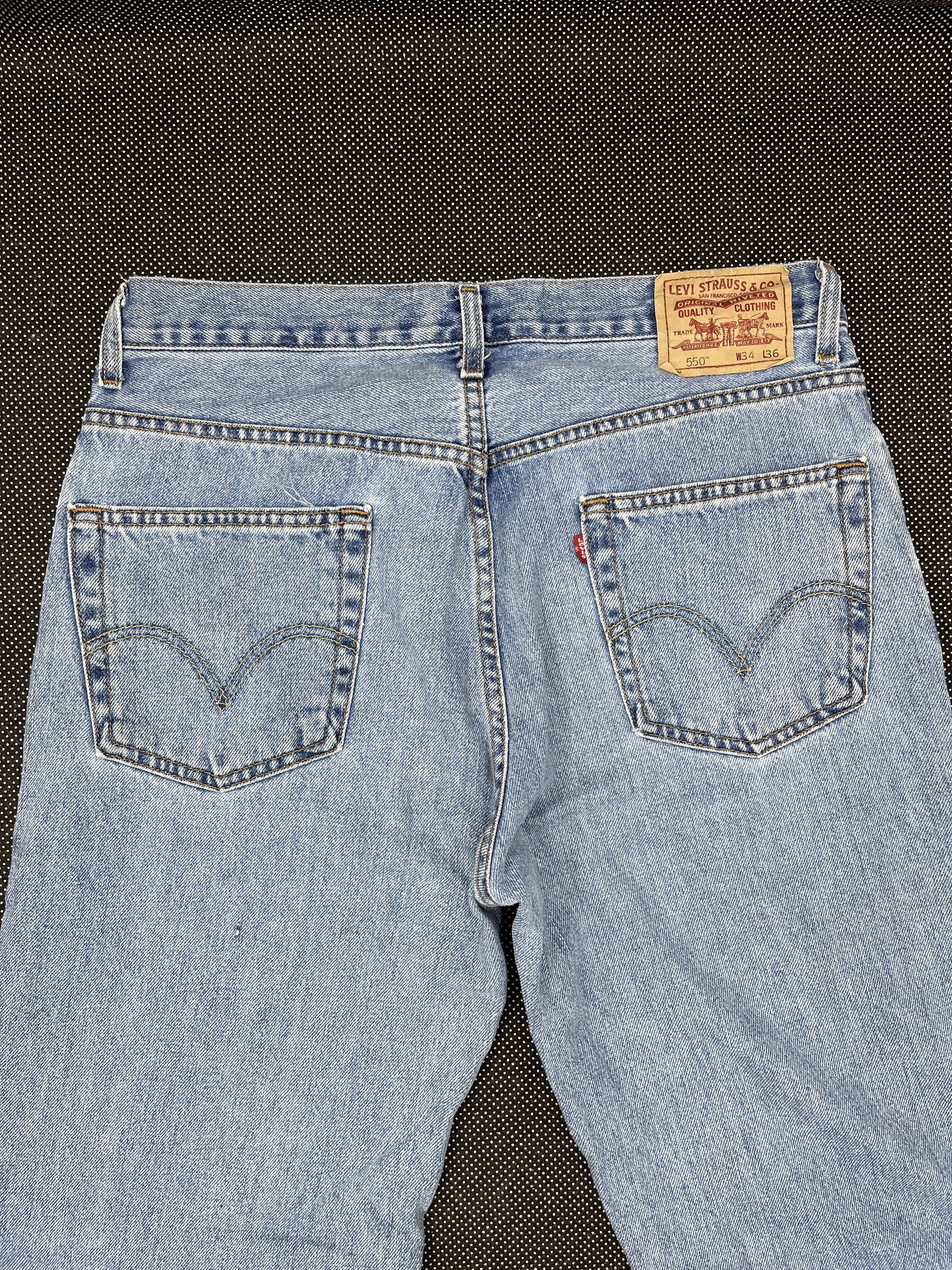 Levi's × Vintage Vintage Levis 550 Faded Jeans 34 x 34 - J173 Size US 34 / EU 50 - 4 Thumbnail