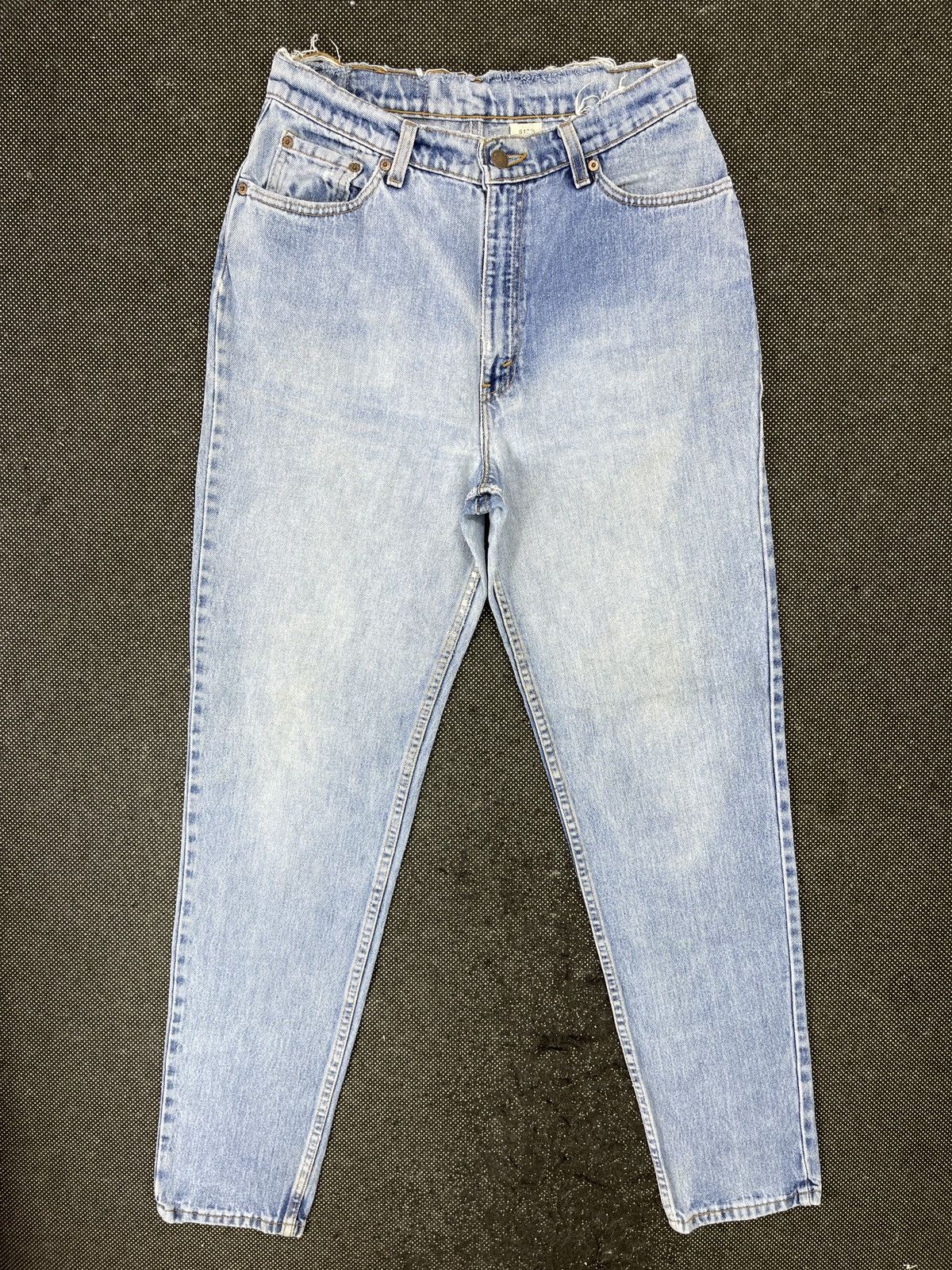 image of 90’S Vintage Levis 512 High Waisted Jeans - J713 in Blue, Women's (Size 31)