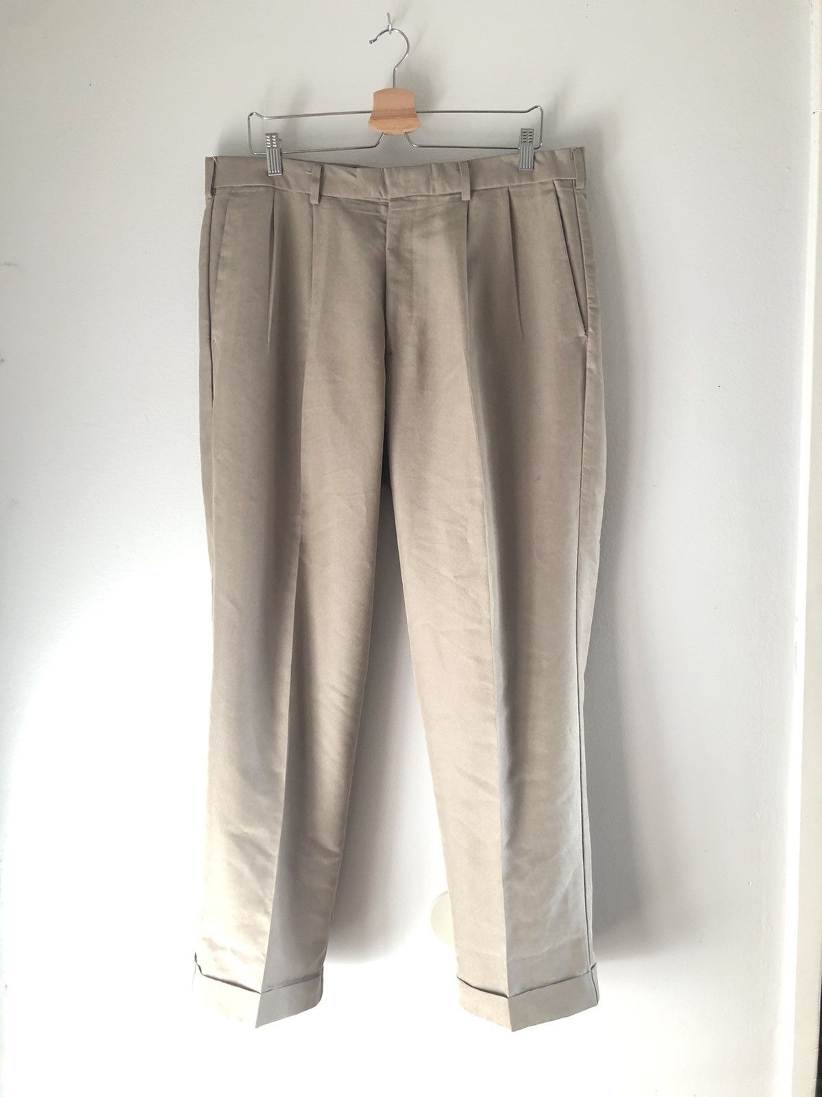 Dockers 36/30 Vintage Beige Dockers Lyocell Pleated Pants Trousers Size US 36 / EU 52 - 2 Thumbnail