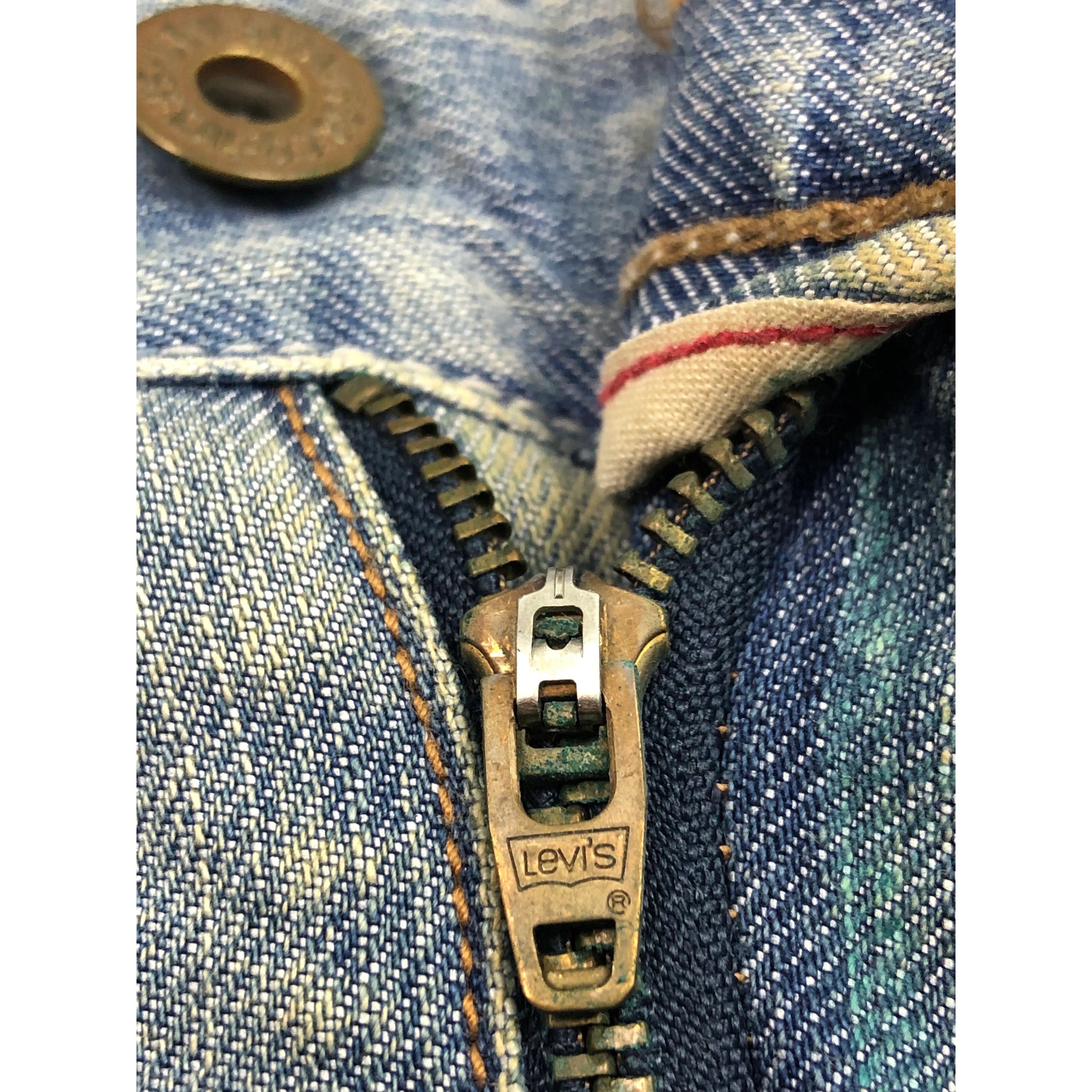 Levi's Vintage Levis 511 Lightwash Jeans DP0544 Size US 33 - 7 Thumbnail