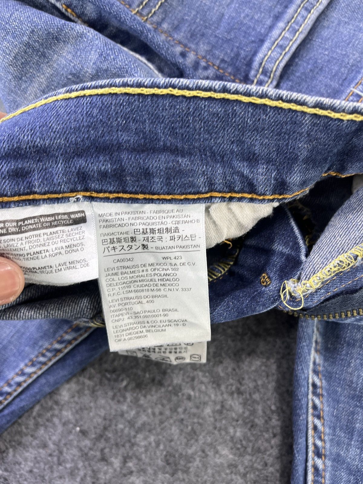 Levi's Vintage Levis 527 Mini Flare Jeans - J842 Size US 36 / EU 52 - 8 Thumbnail